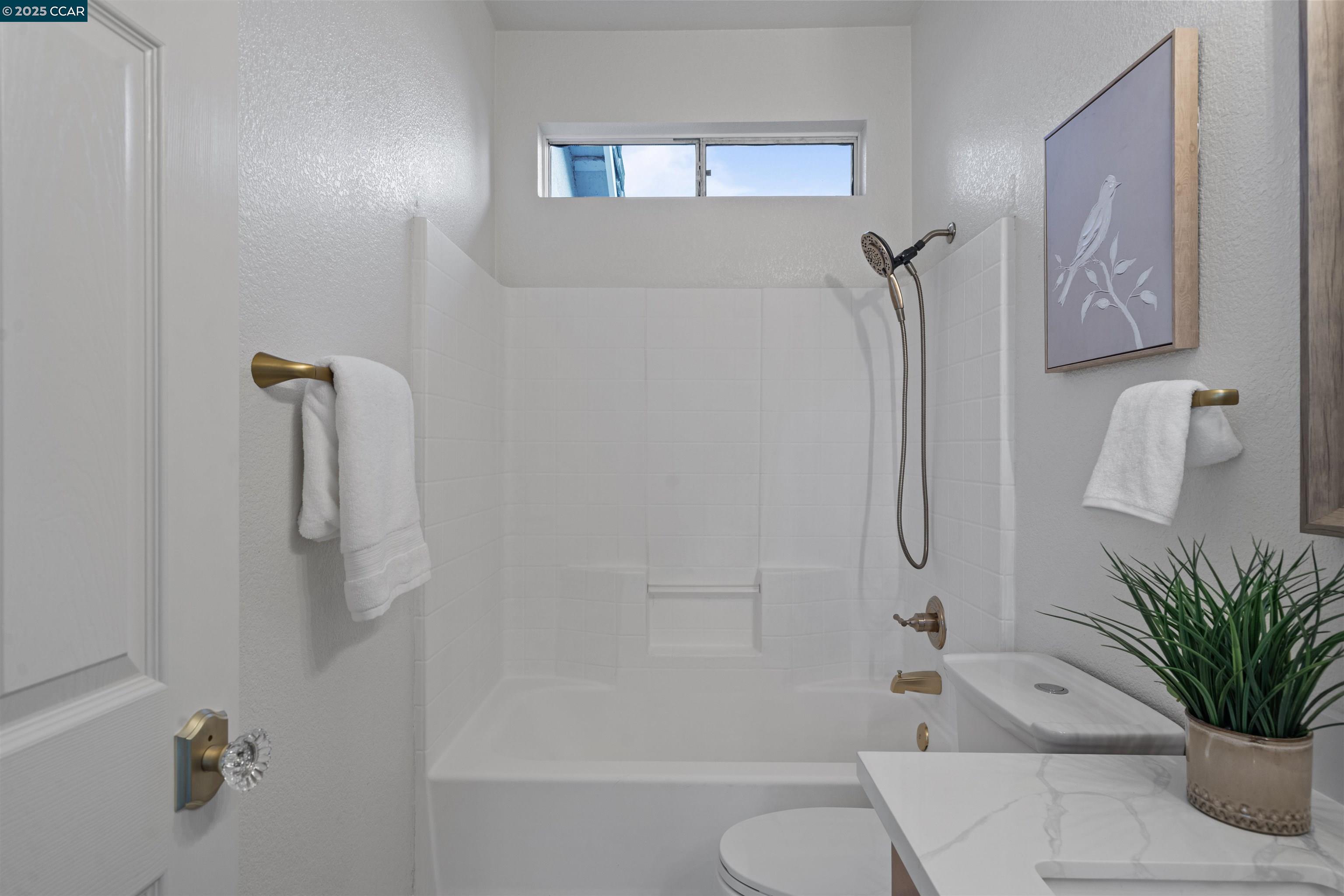 Detail Gallery Image 32 of 38 For 5109 Napa Shore Dr, Fairfield,  CA 94534 - 3 Beds | 2 Baths