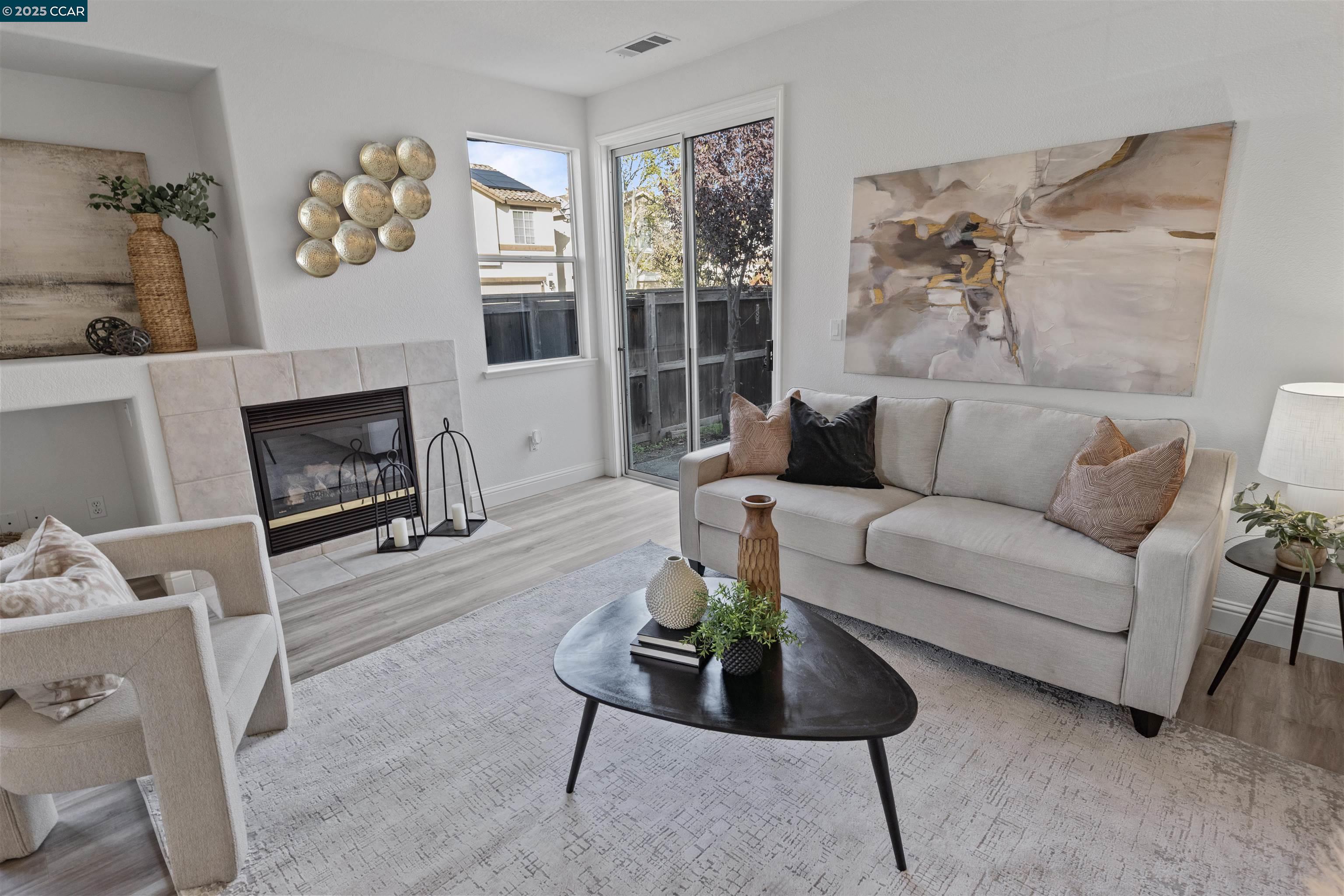 Detail Gallery Image 6 of 38 For 5109 Napa Shore Dr, Fairfield,  CA 94534 - 3 Beds | 2 Baths