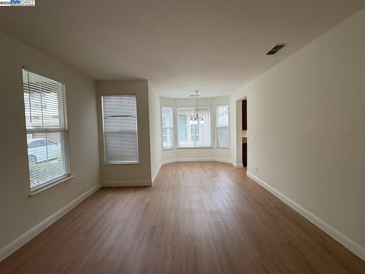 Detail Gallery Image 2 of 25 For 192 S Tranquilidad St, Mountain House,  CA 95391 - 4 Beds | 2/1 Baths