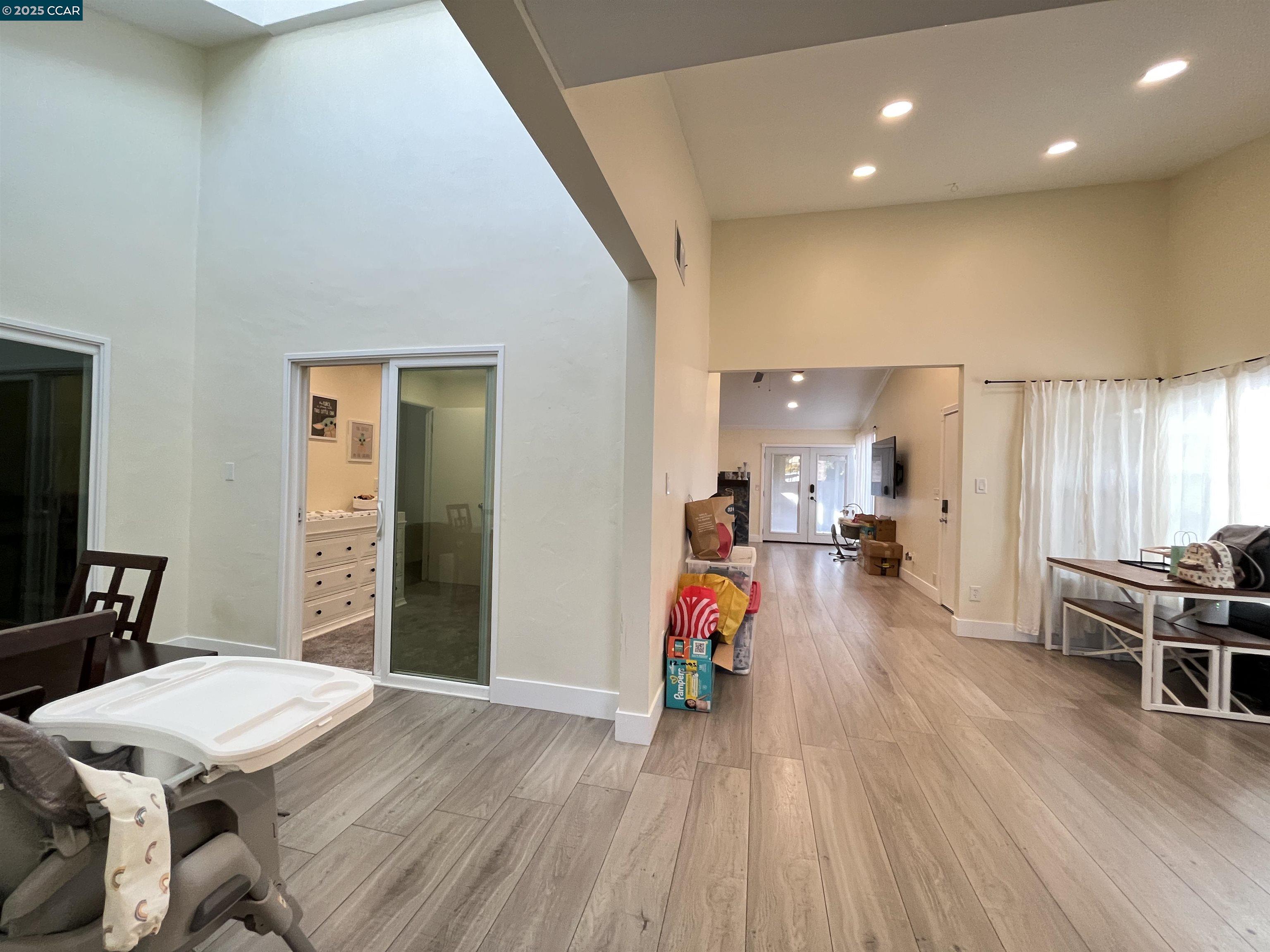 Detail Gallery Image 13 of 52 For 120 Bonita Ct, Rodeo,  CA 94572 - 3 Beds | 2 Baths