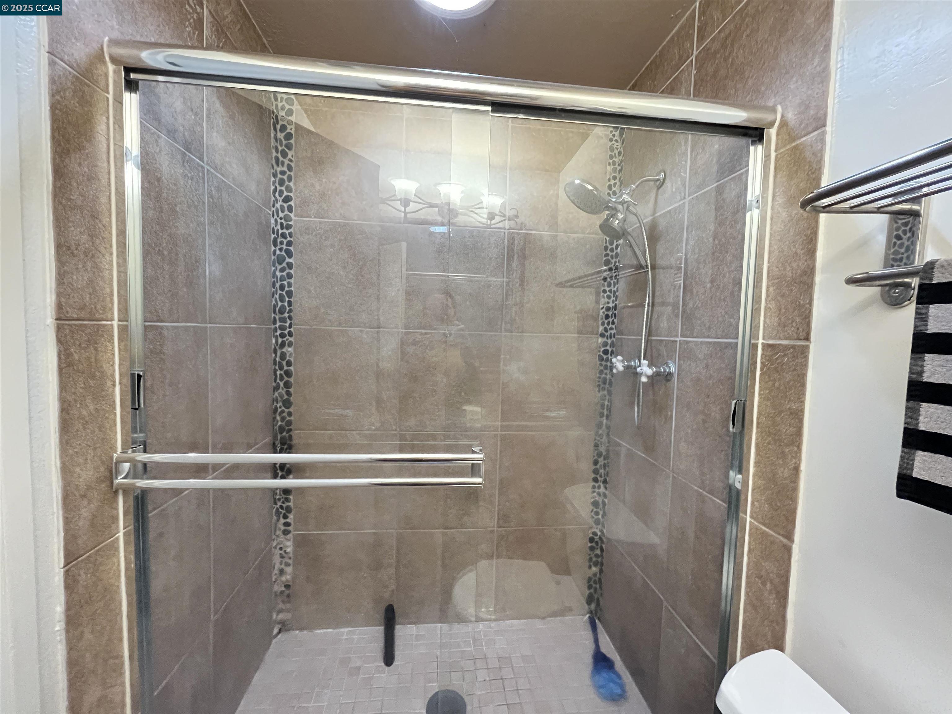 Detail Gallery Image 16 of 29 For 120 Bonita Ct, Rodeo,  CA 94572 - 3 Beds | 2 Baths