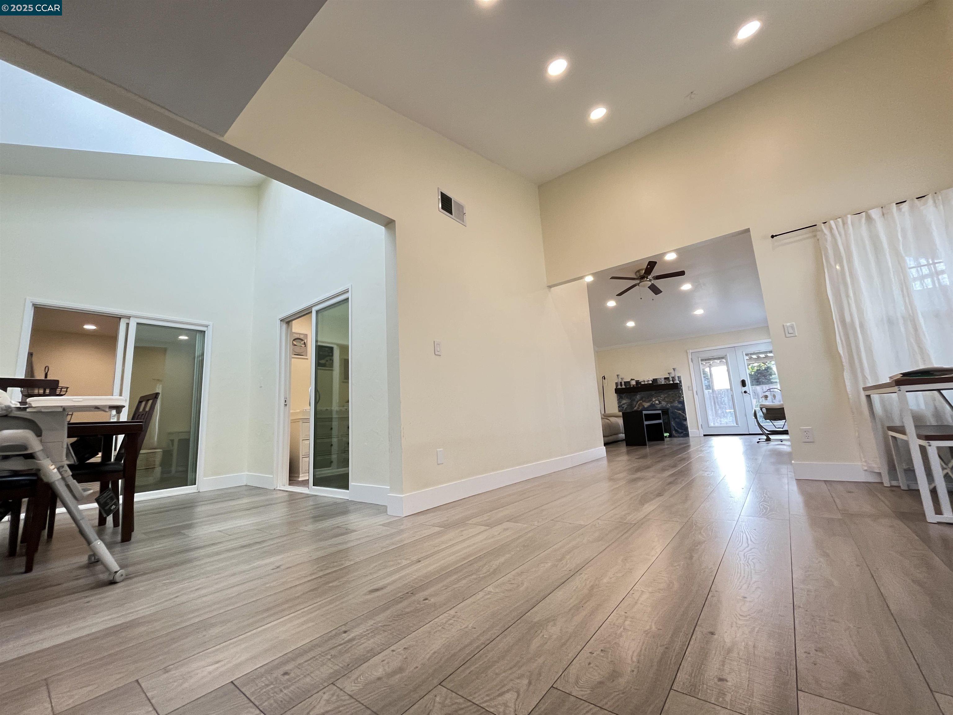 Detail Gallery Image 24 of 52 For 120 Bonita Ct, Rodeo,  CA 94572 - 3 Beds | 2 Baths