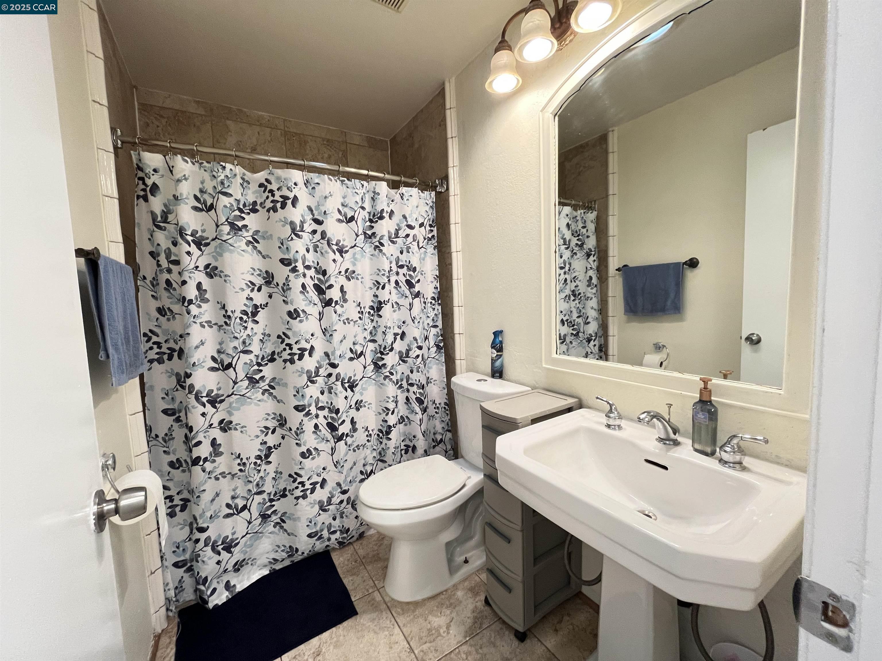 Detail Gallery Image 26 of 52 For 120 Bonita Ct, Rodeo,  CA 94572 - 3 Beds | 2 Baths