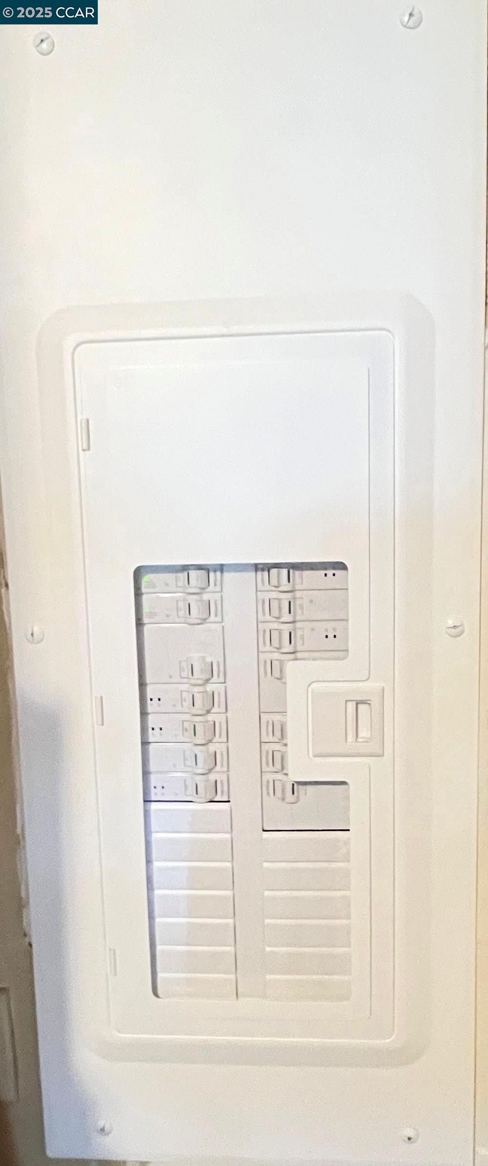 Detail Gallery Image 36 of 52 For 120 Bonita Ct, Rodeo,  CA 94572 - 3 Beds | 2 Baths