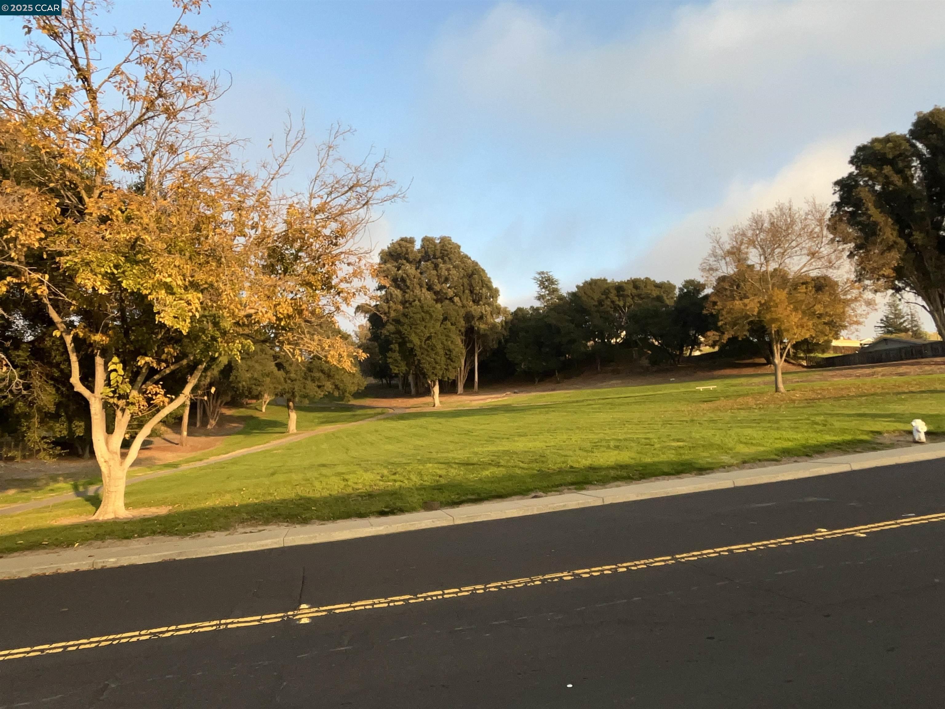 Detail Gallery Image 49 of 52 For 120 Bonita Ct, Rodeo,  CA 94572 - 3 Beds | 2 Baths