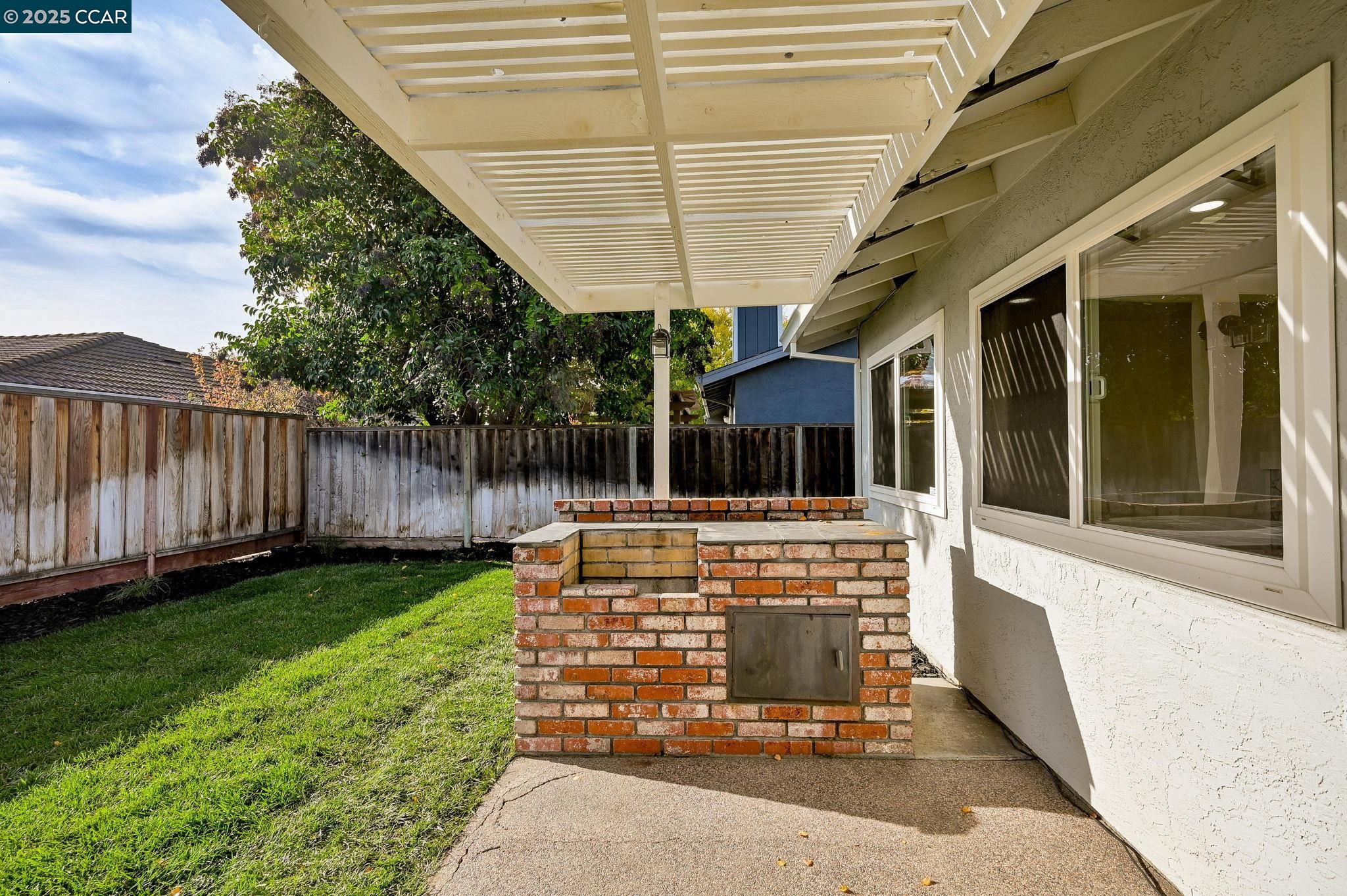 Detail Gallery Image 20 of 27 For 3588 Ballantyne Drive, Pleasanton,  CA 94566-2931 - 4 Beds | 2 Baths