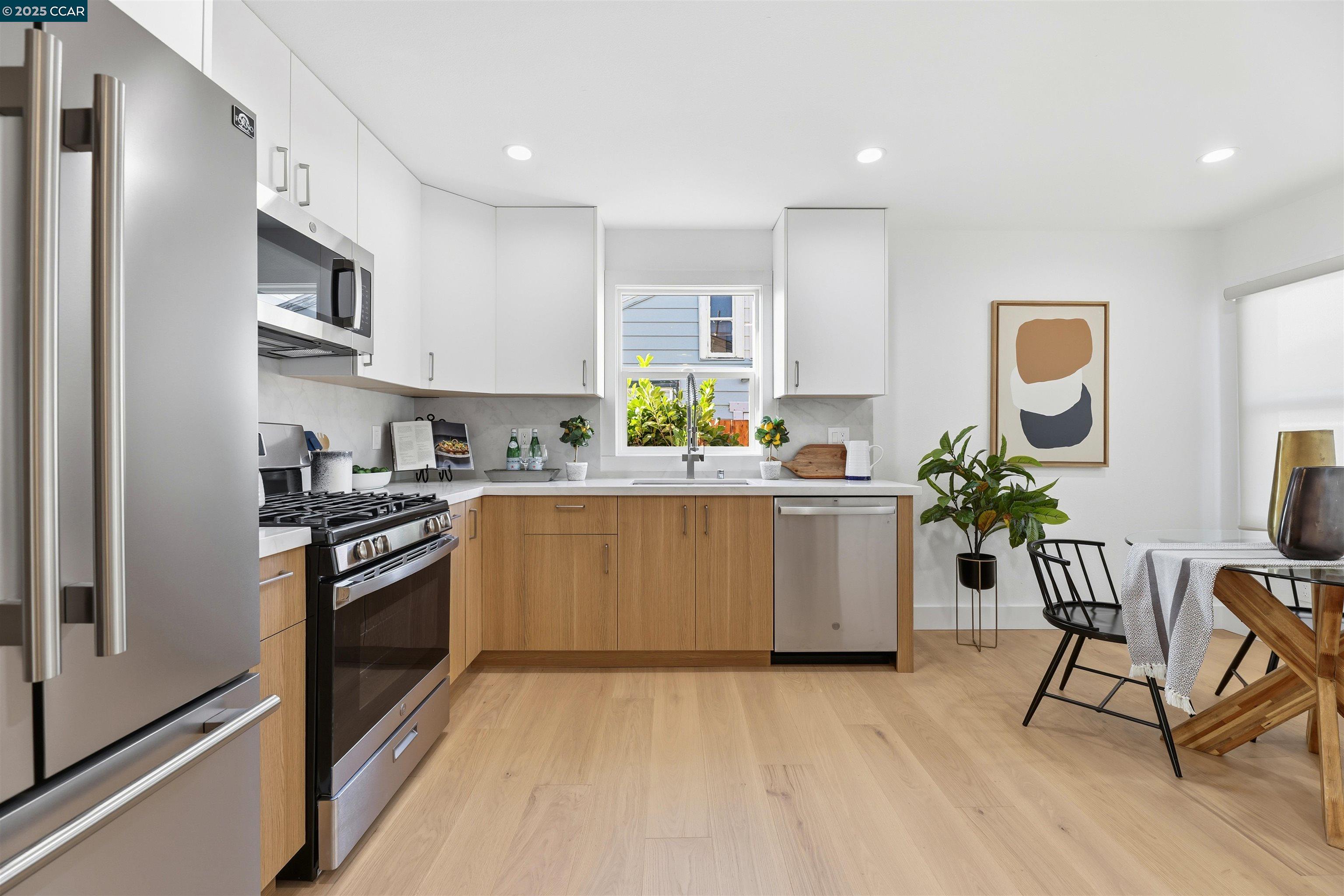 Detail Gallery Image 14 of 37 For 1346 Manor Dr, San Pablo,  CA 94806 - 3 Beds | 1 Baths