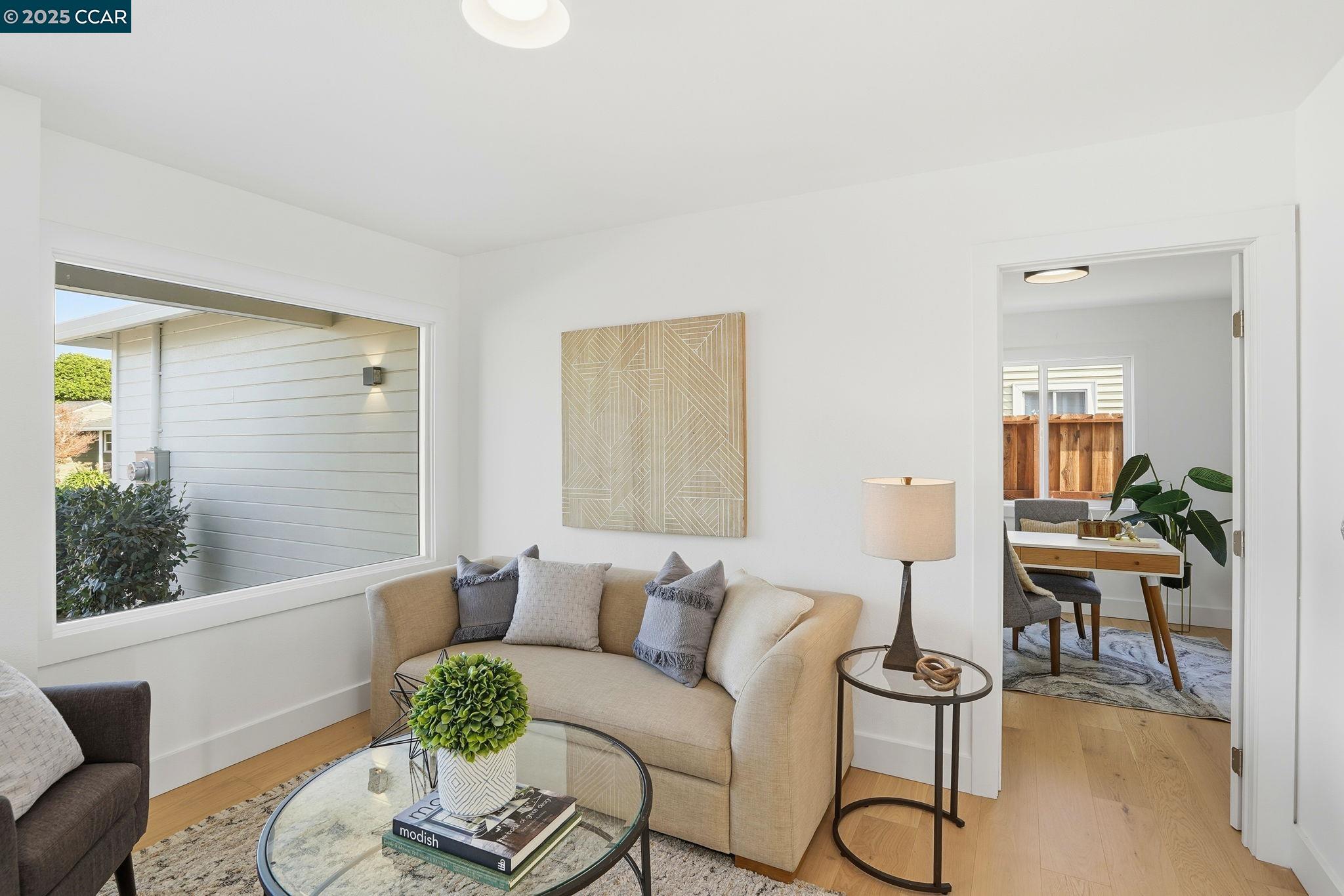 Detail Gallery Image 8 of 37 For 1346 Manor Dr, San Pablo,  CA 94806 - 3 Beds | 1 Baths