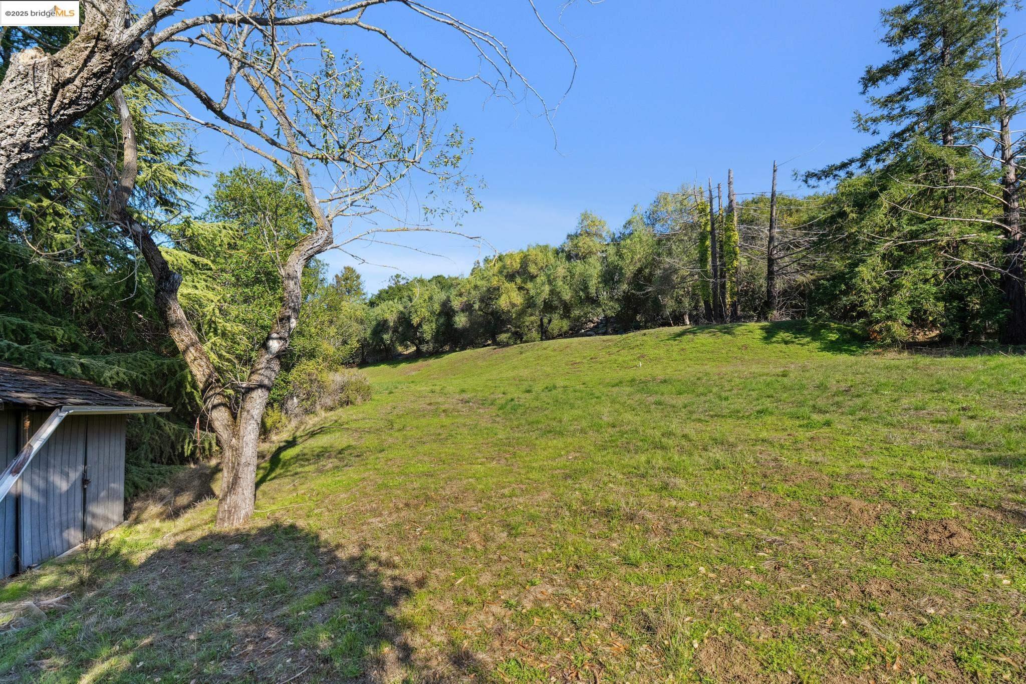 Detail Gallery Image 20 of 43 For 11330 Lochard St, Oakland,  CA 94605 - – Beds | – Baths