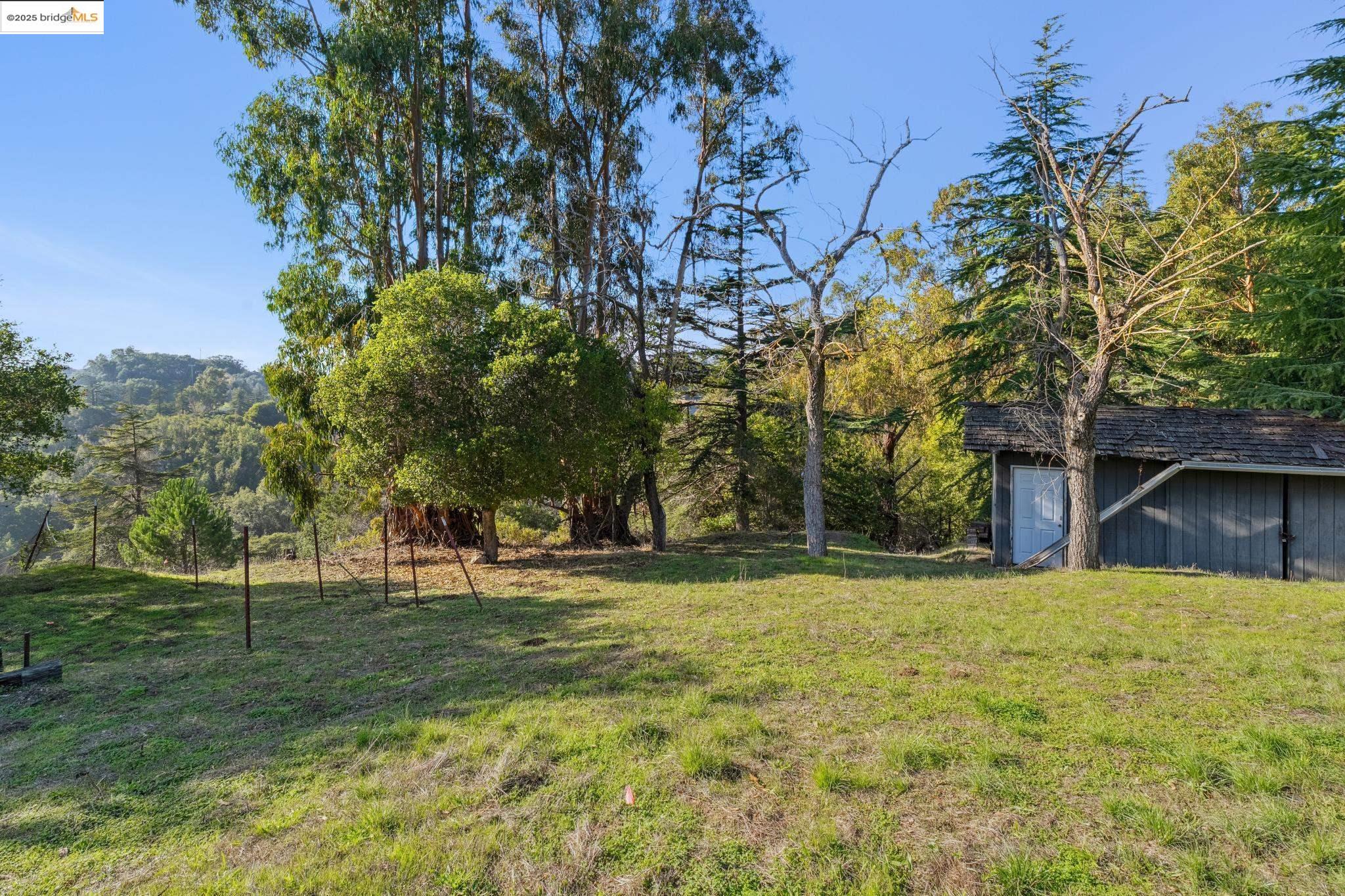 Detail Gallery Image 23 of 43 For 11330 Lochard St, Oakland,  CA 94605 - – Beds | – Baths