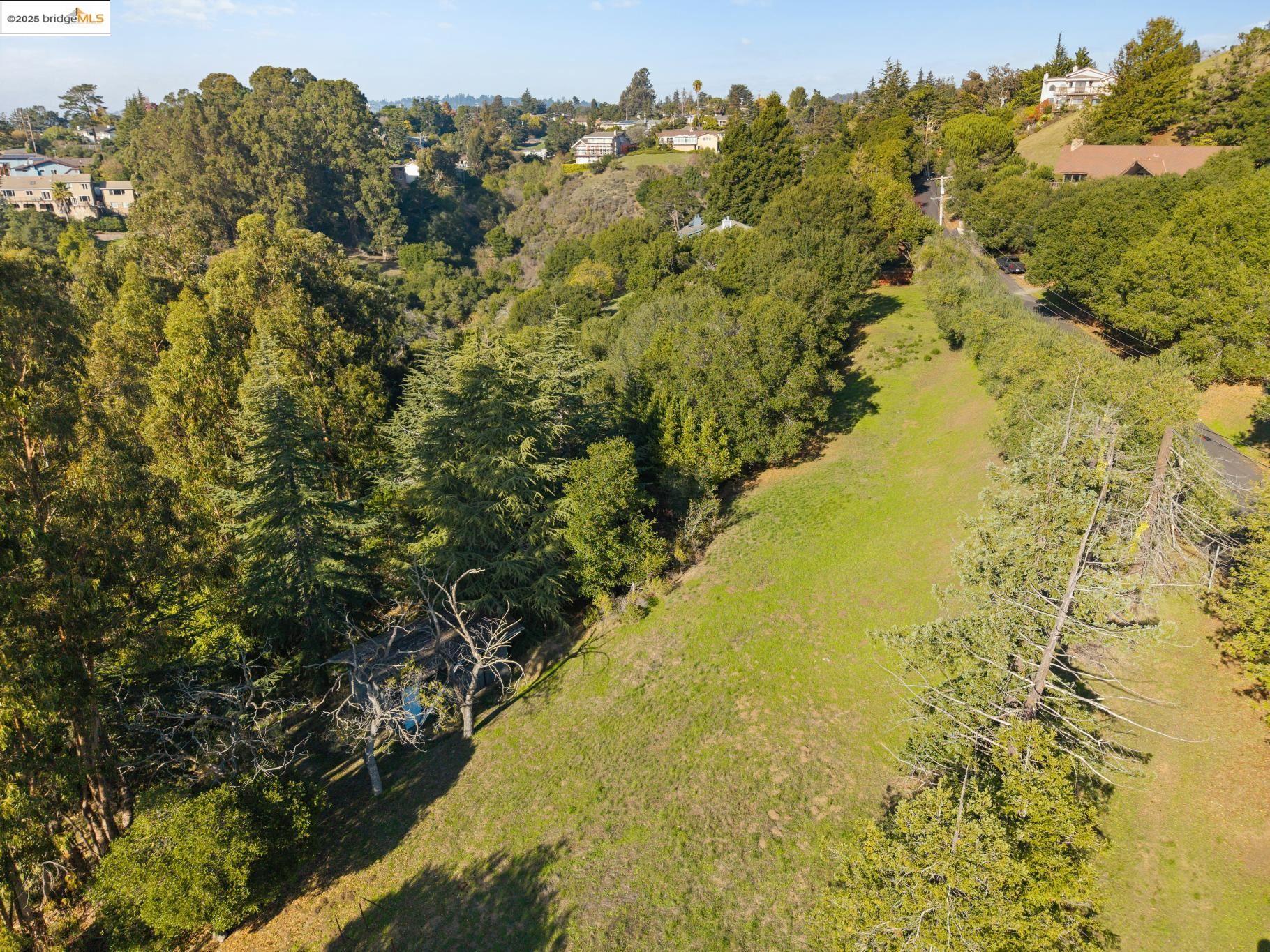 Detail Gallery Image 41 of 43 For 11330 Lochard St, Oakland,  CA 94605 - – Beds | – Baths