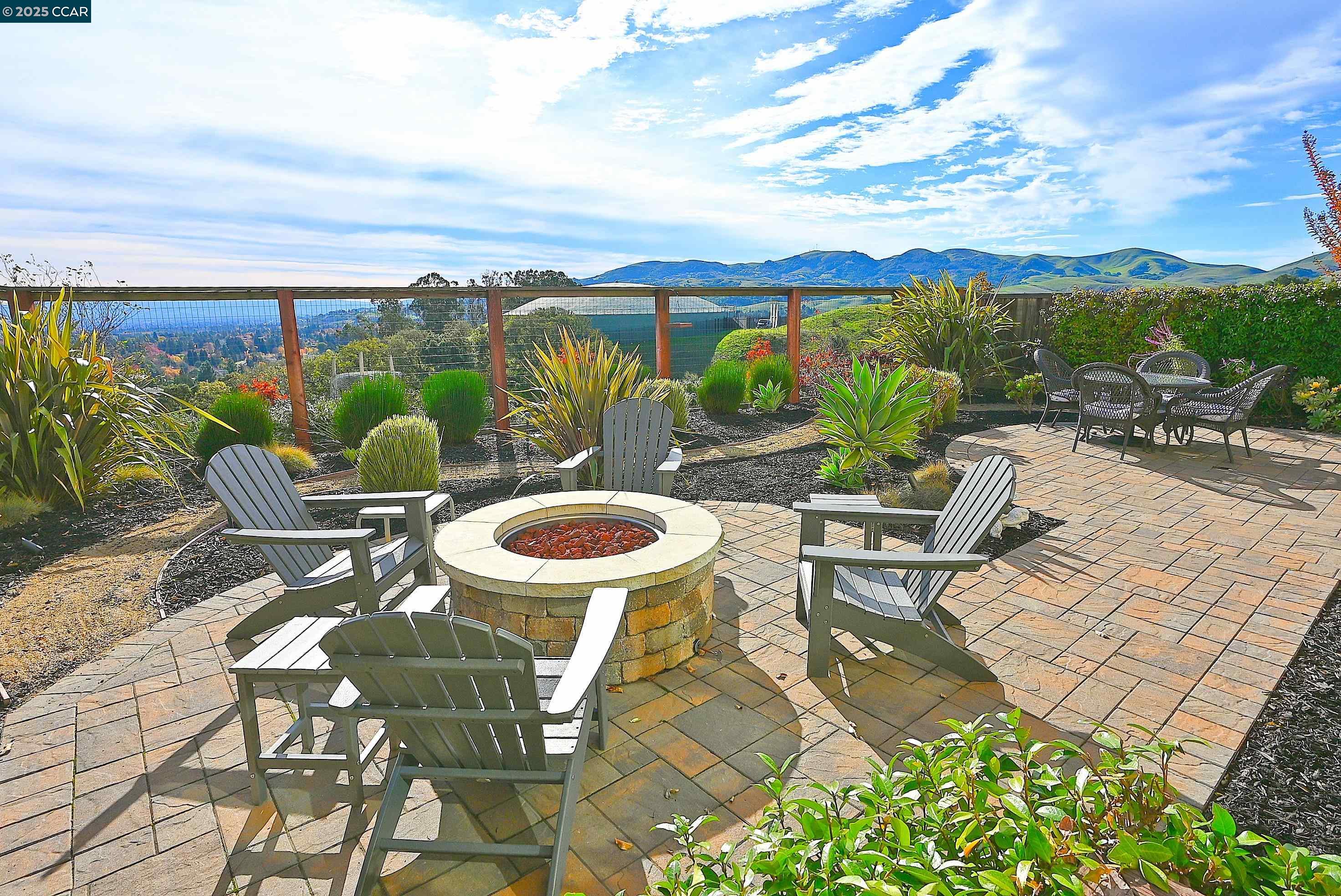 Detail Gallery Image 42 of 60 For 528 Caprio Ct, San Ramon,  CA 94583 - 4 Beds | 3 Baths