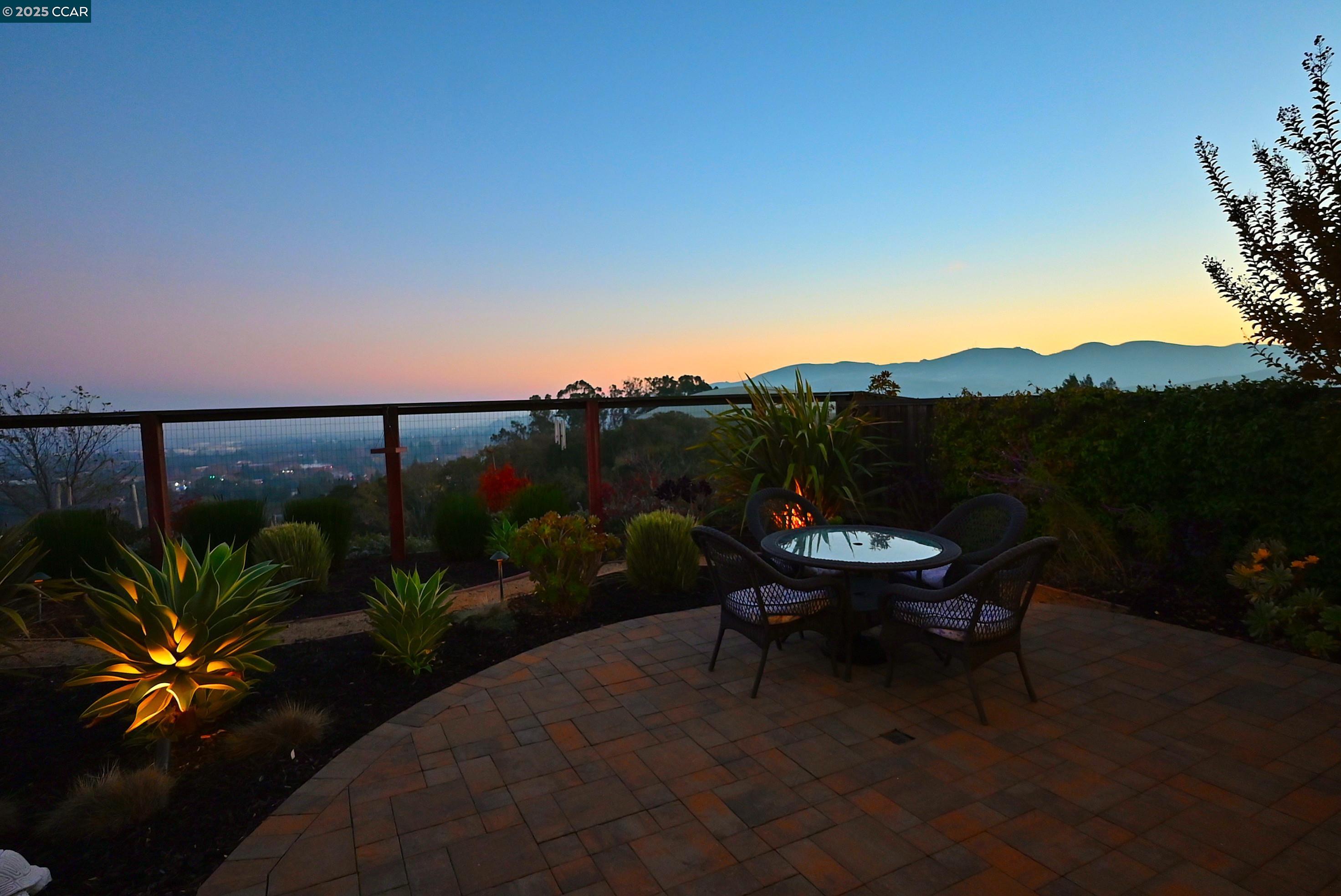 Detail Gallery Image 53 of 60 For 528 Caprio Ct, San Ramon,  CA 94583 - 4 Beds | 3 Baths