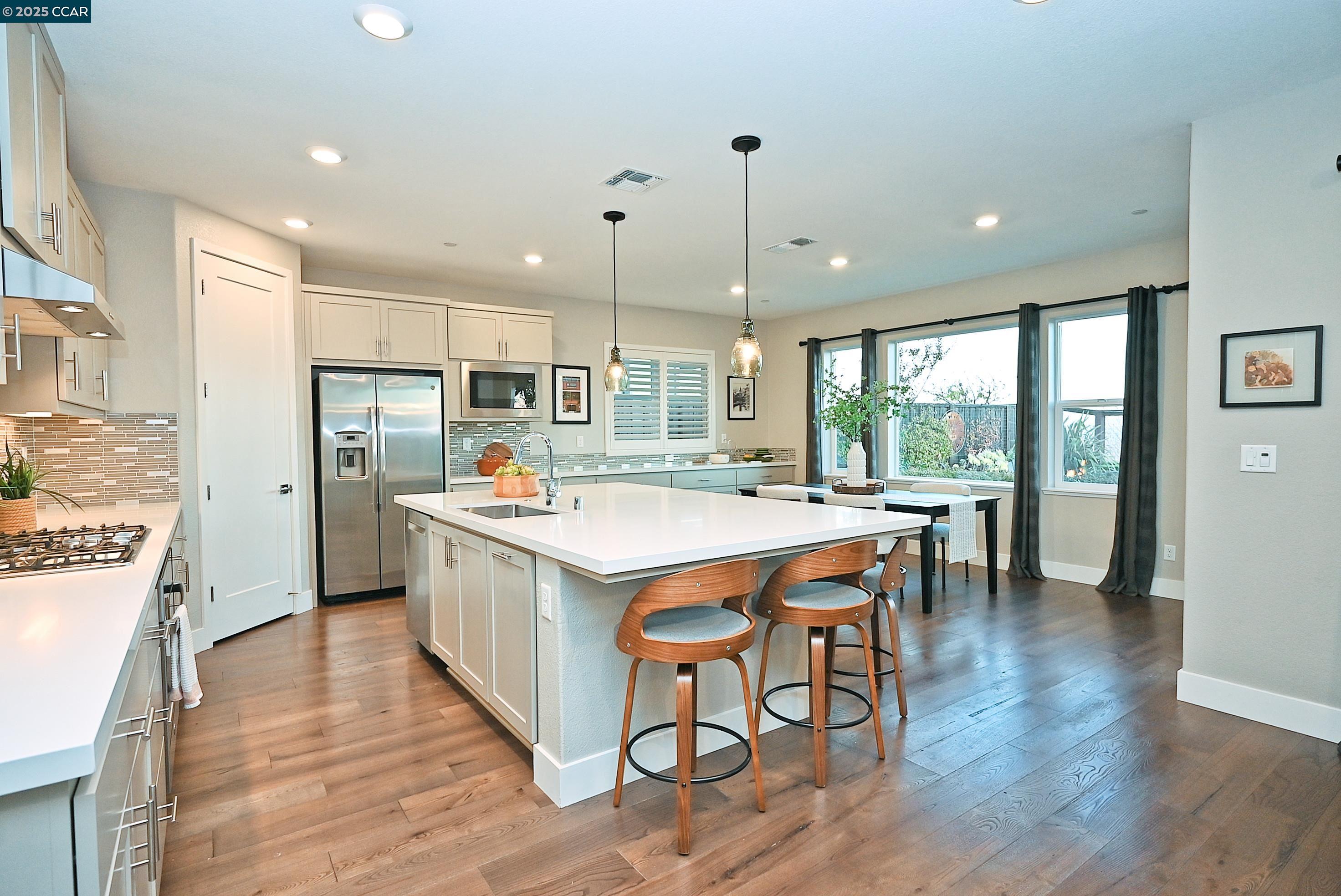 Detail Gallery Image 10 of 60 For 528 Caprio Ct, San Ramon,  CA 94583 - 4 Beds | 3 Baths