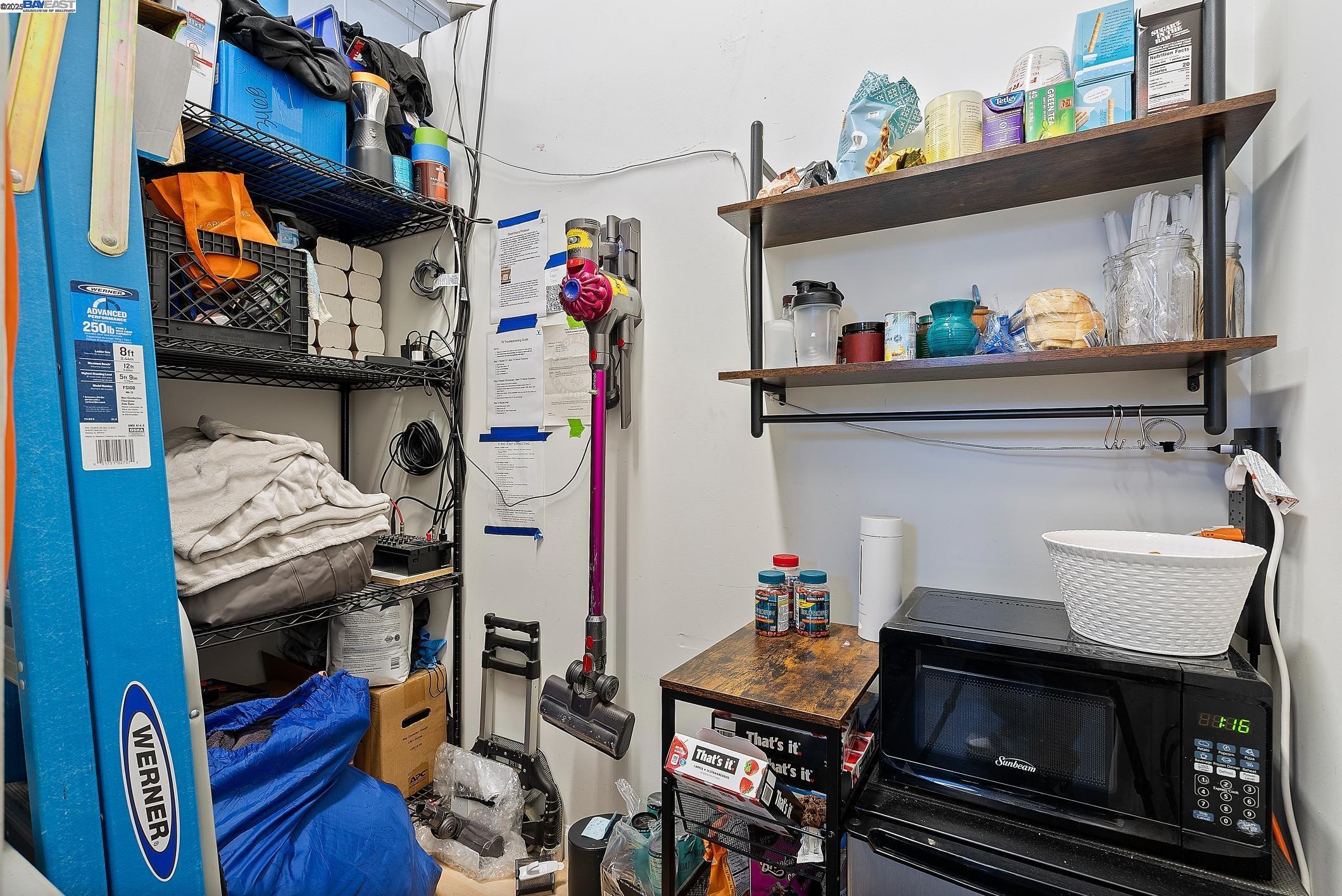 Detail Gallery Image 13 of 60 For , Albany,  CA 94706 - – Beds | – Baths