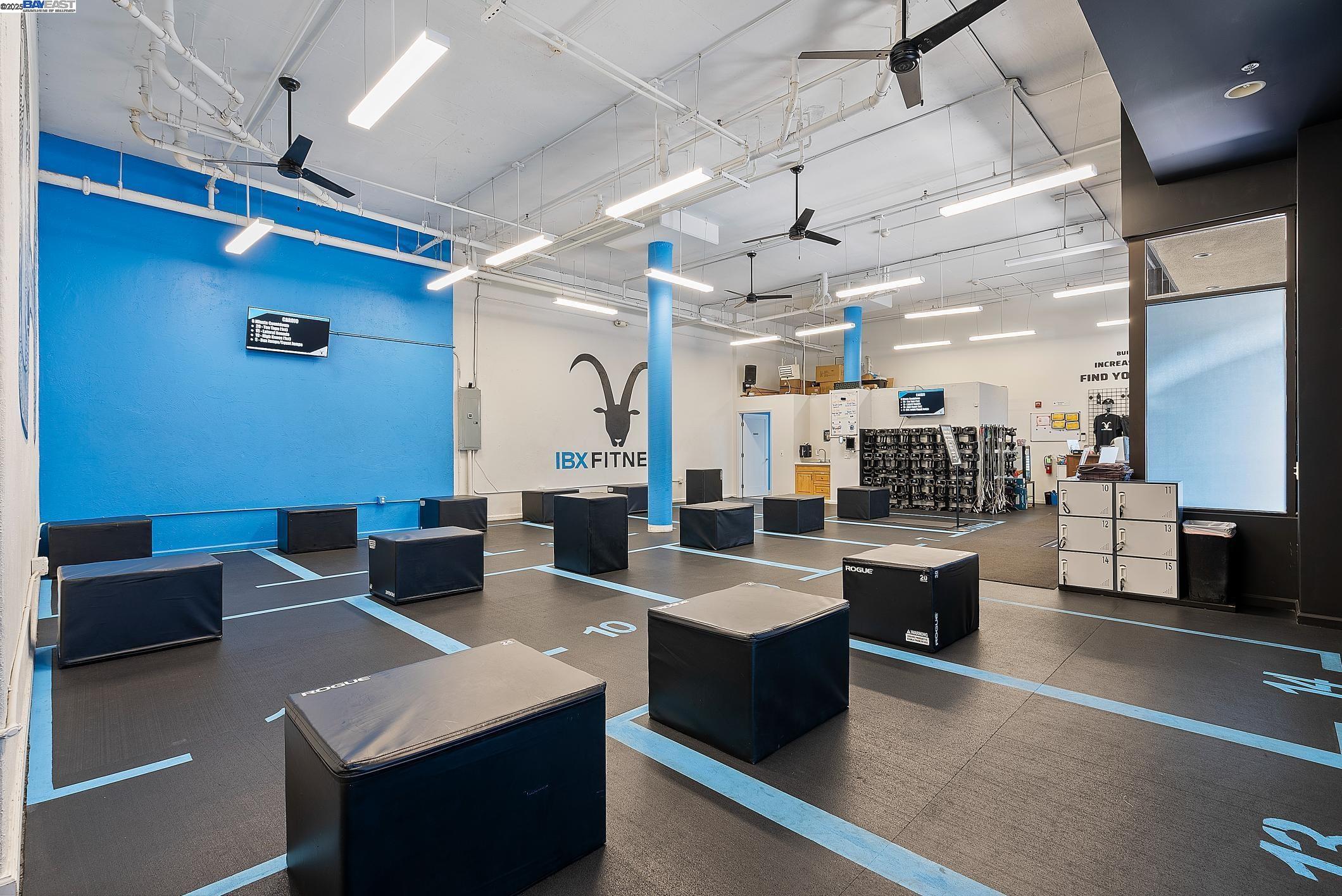 Detail Gallery Image 15 of 60 For , Albany,  CA 94706 - – Beds | – Baths