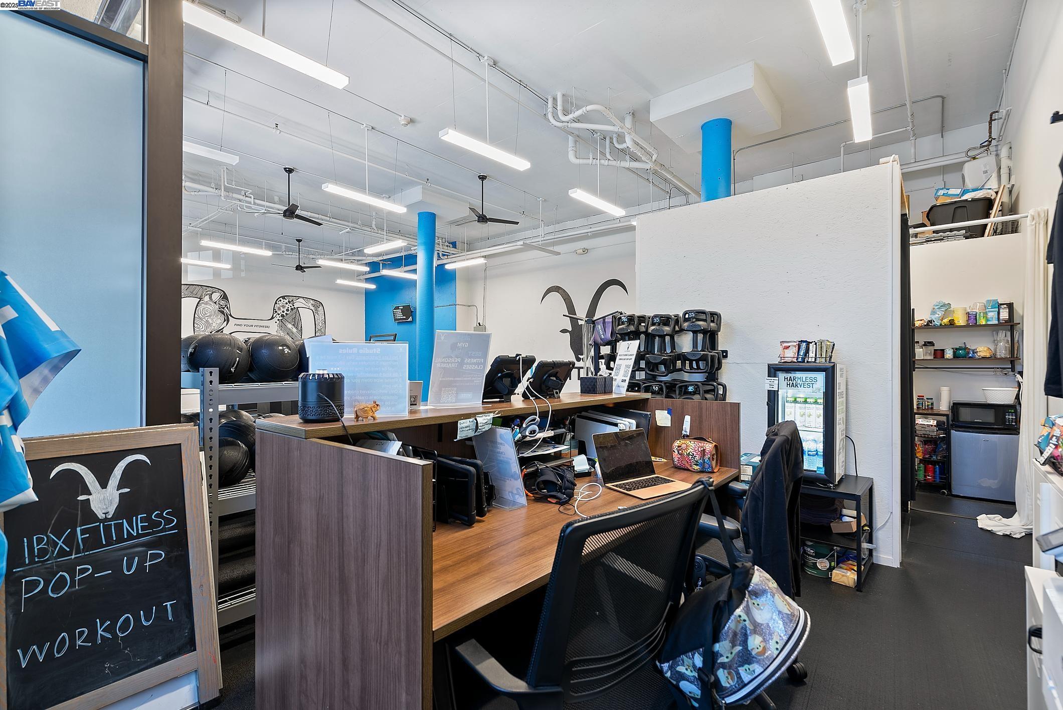 Detail Gallery Image 23 of 60 For , Albany,  CA 94706 - – Beds | – Baths