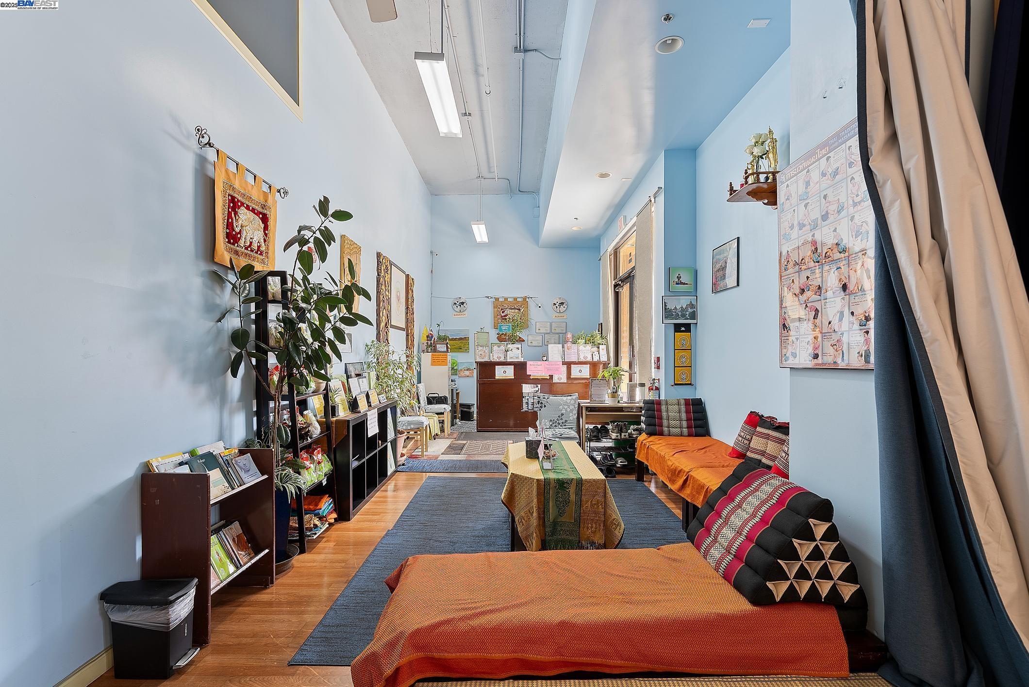 Detail Gallery Image 29 of 60 For , Albany,  CA 94706 - – Beds | – Baths