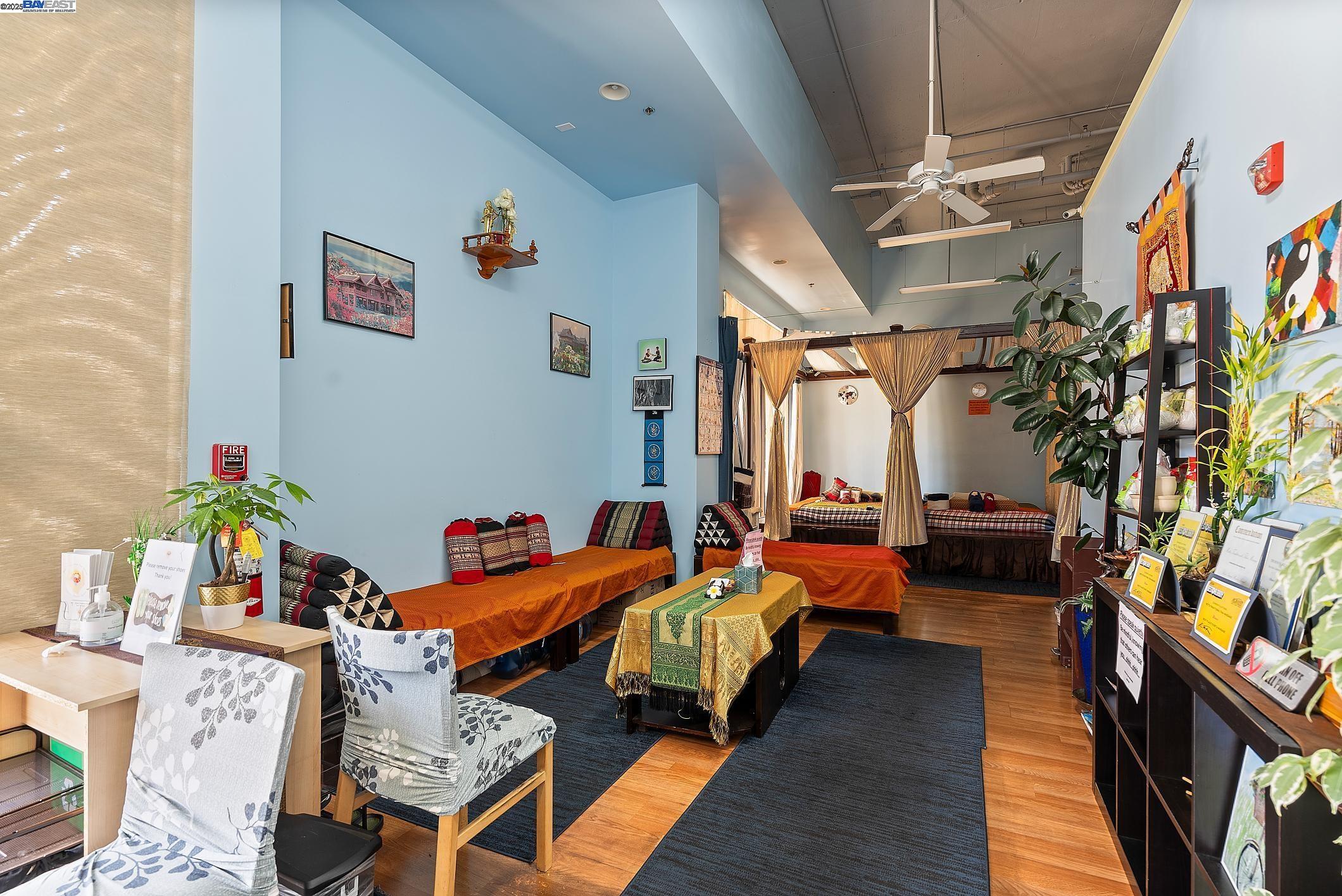 Detail Gallery Image 31 of 60 For , Albany,  CA 94706 - – Beds | – Baths