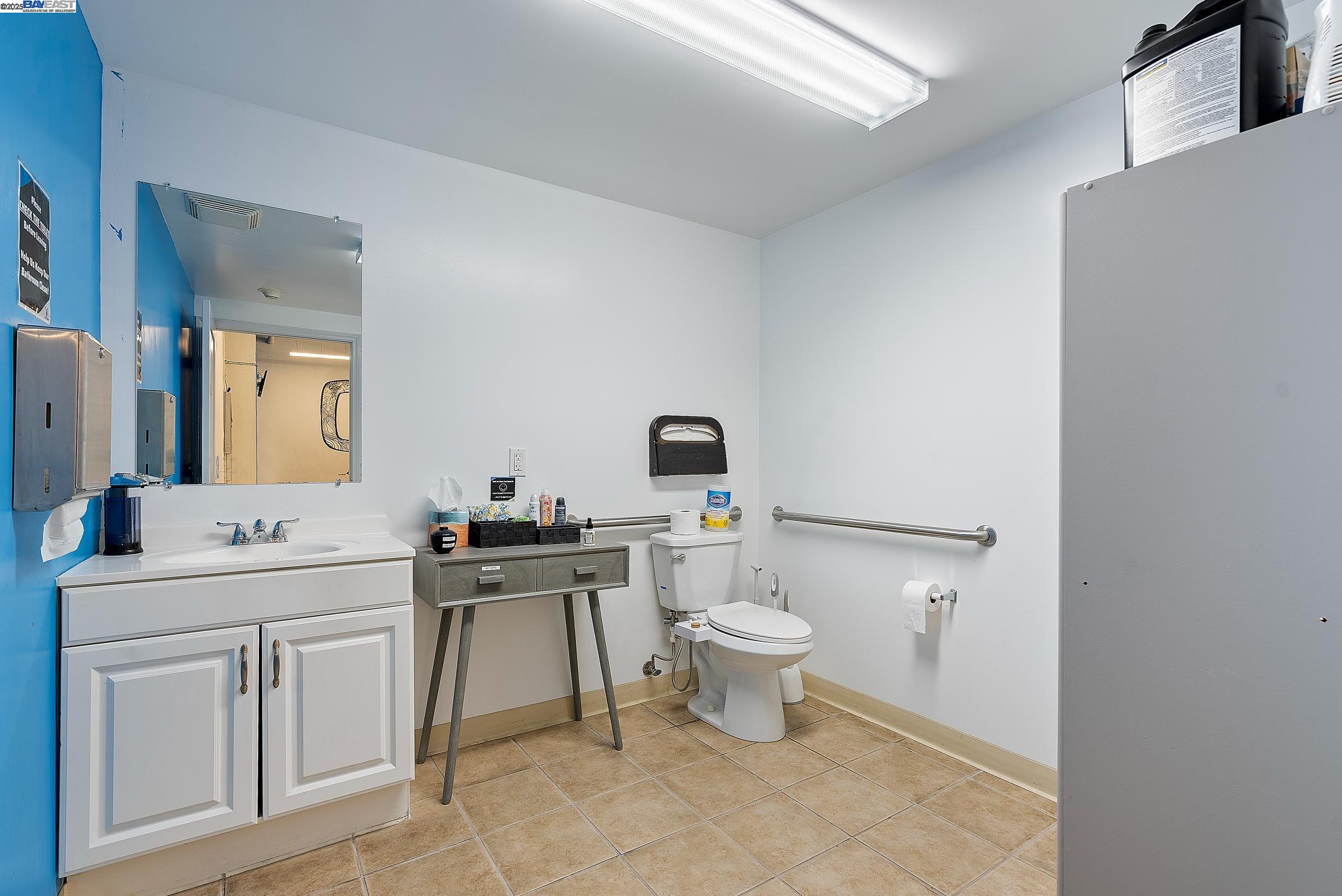 Detail Gallery Image 6 of 60 For , Albany,  CA 94706 - – Beds | – Baths