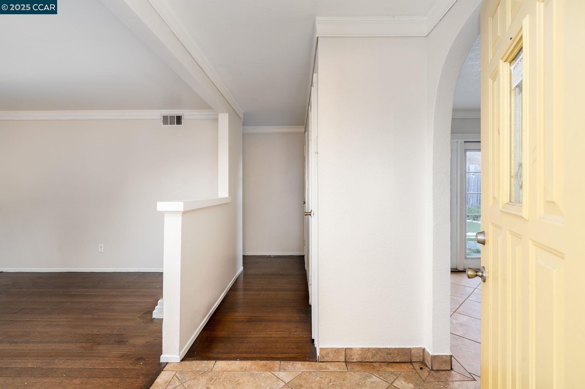 Detail Gallery Image 7 of 45 For 2901 Canterbury Dr, Richmond,  CA 94806 - 3 Beds | 2 Baths