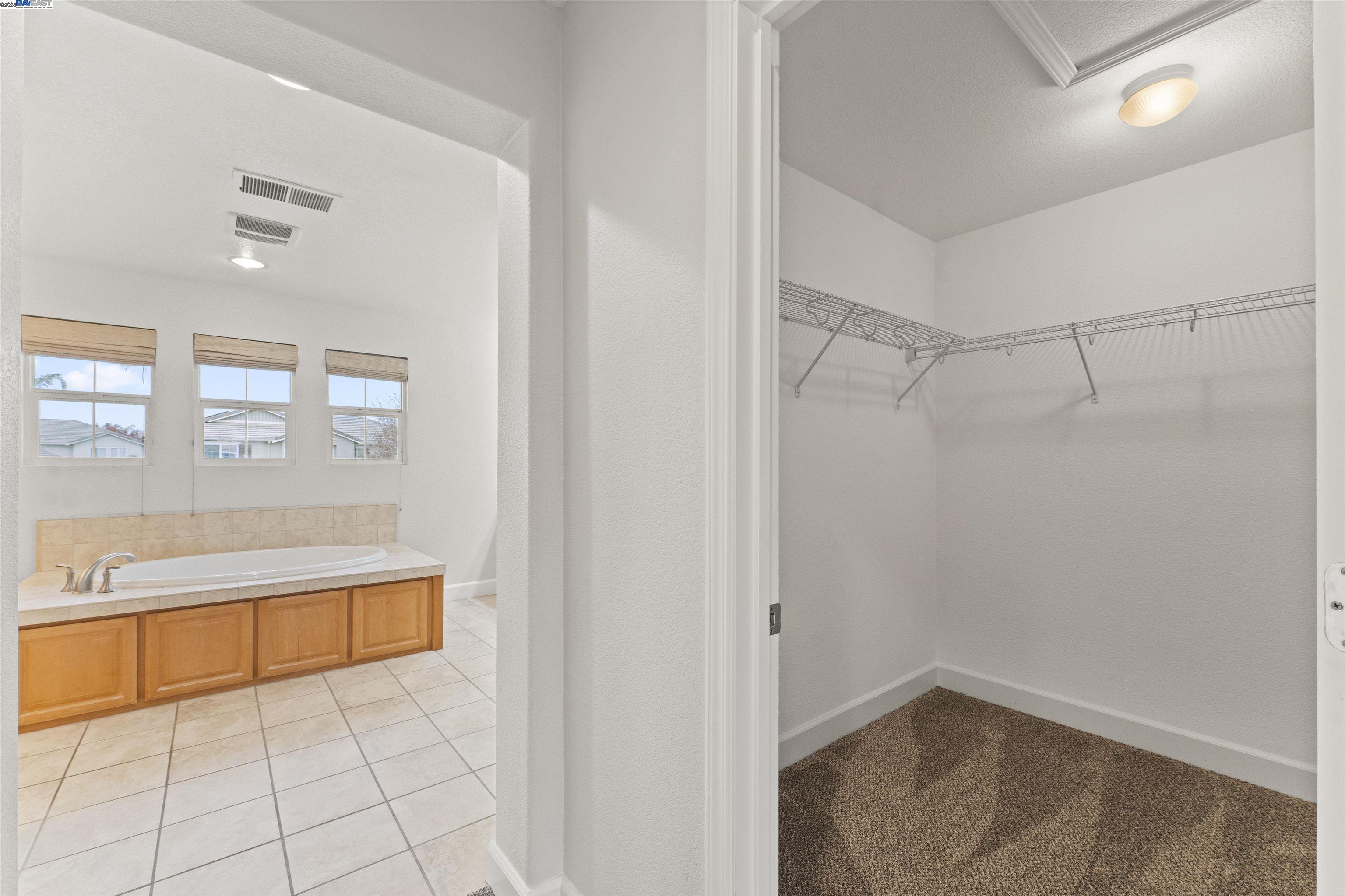 Detail Gallery Image 43 of 52 For 204 Daylily Ln, Patterson,  CA 95363 - 6 Beds | 3 Baths