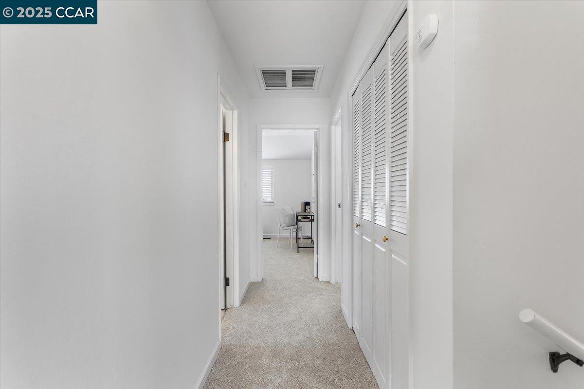 Detail Gallery Image 29 of 56 For 4604 Lawrence Dr, Castro Valley,  CA 94546 - 3 Beds | 3 Baths