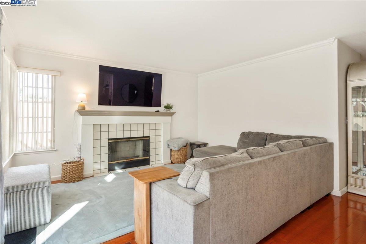 Detail Gallery Image 18 of 59 For 312 Sirena Del Mar Rd, –,  CA 93933 - 3 Beds | 2/1 Baths