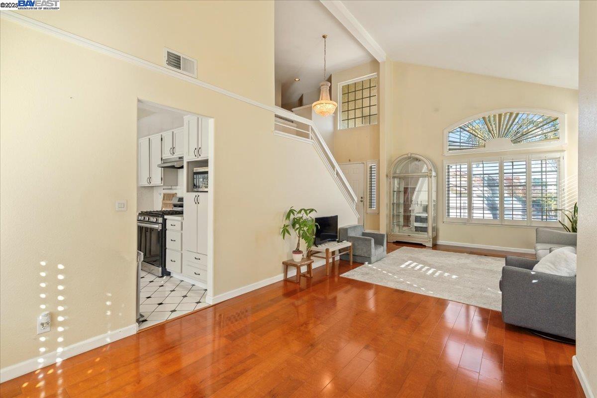 Detail Gallery Image 8 of 59 For 312 Sirena Del Mar Rd, –,  CA 93933 - 3 Beds | 2/1 Baths