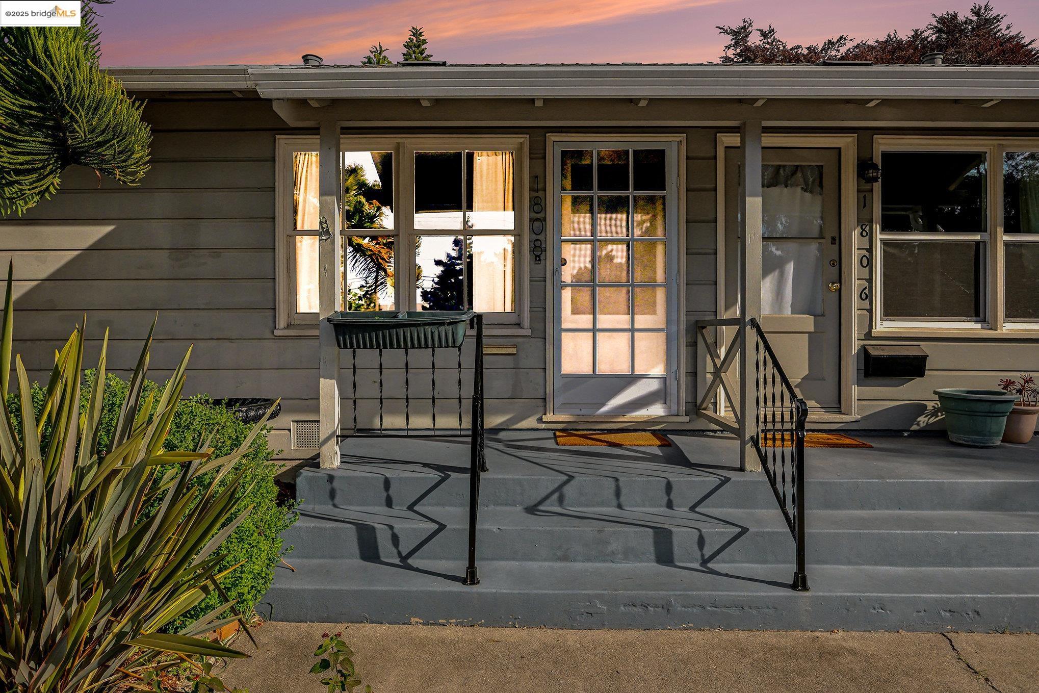 Front Image Thumbnail for EB41118730