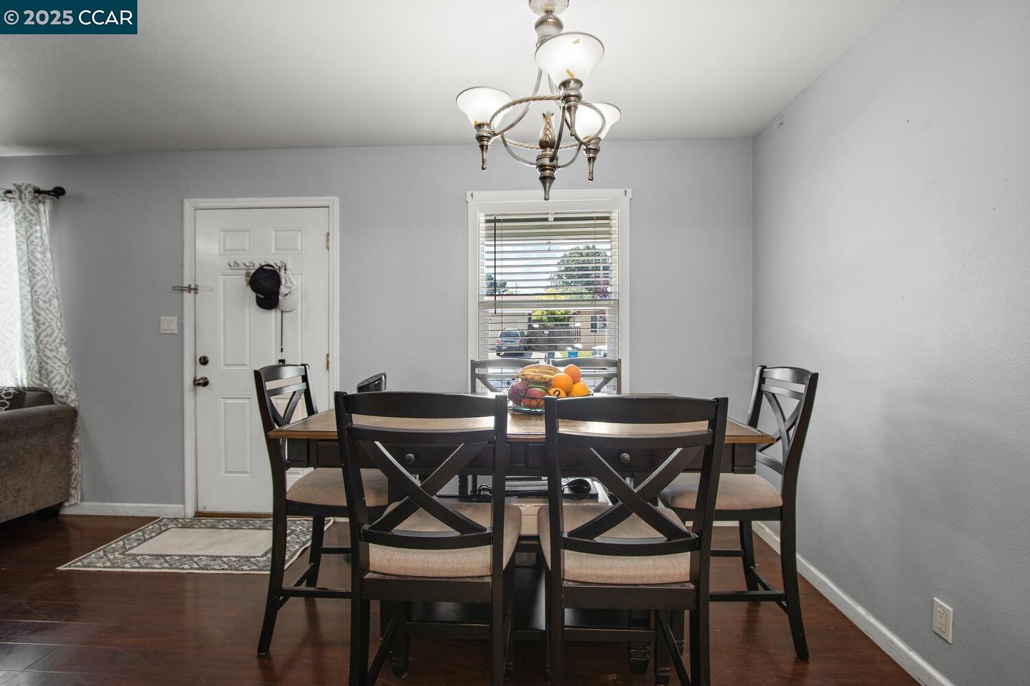 Detail Gallery Image 9 of 27 For 1214 Sereno Dr, Vallejo,  CA 94589 - 3 Beds | 1 Baths