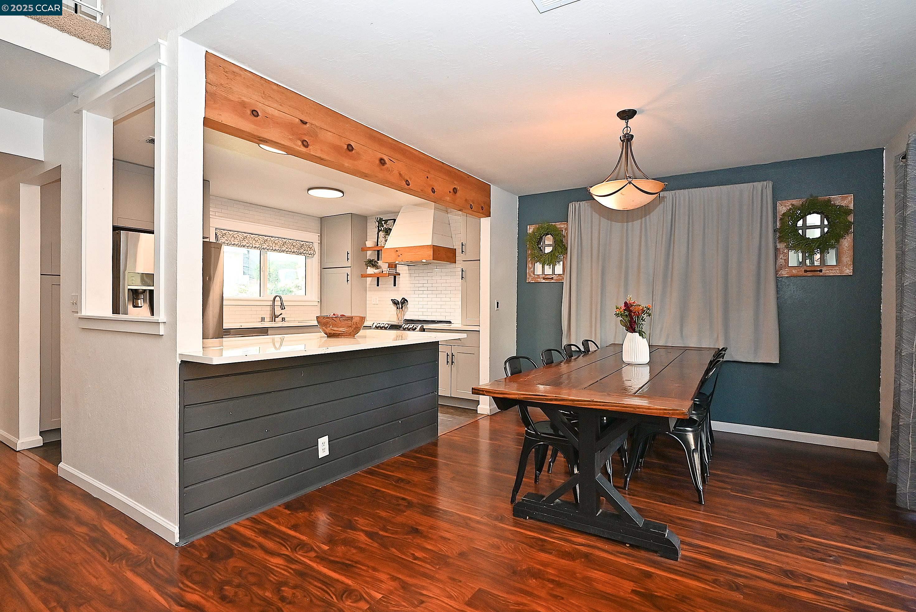 Detail Gallery Image 14 of 51 For 2514 Fern Leaf Ln, Martinez,  CA 94553-4343 - 3 Beds | 2/1 Baths