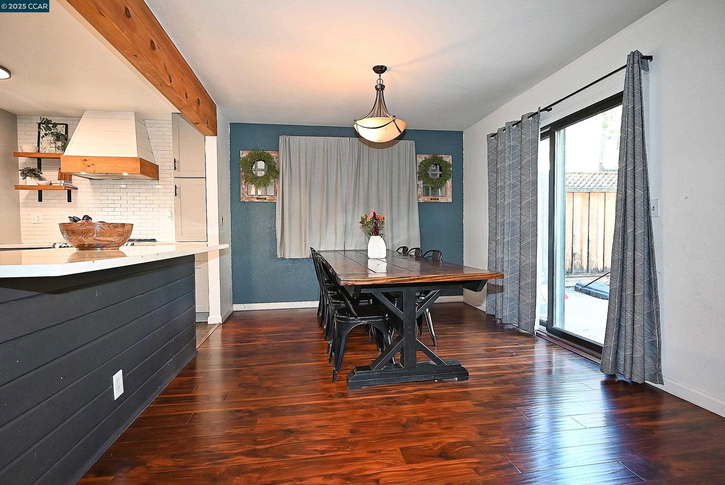 Detail Gallery Image 15 of 51 For 2514 Fern Leaf Ln, Martinez,  CA 94553-4343 - 3 Beds | 2/1 Baths