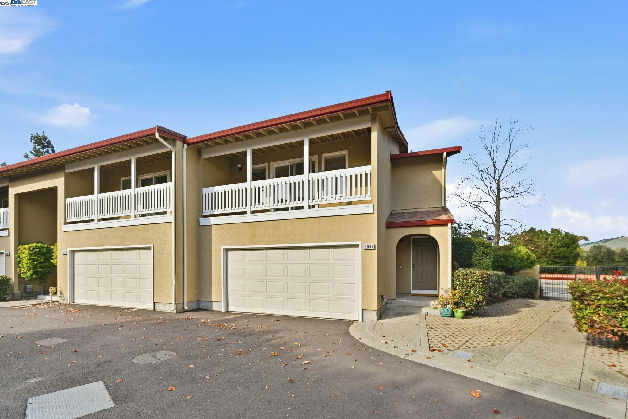 Detail Gallery Image 2 of 34 For 2907 Wilson Cmn, Fremont,  CA 94538 - 3 Beds | 2/1 Baths