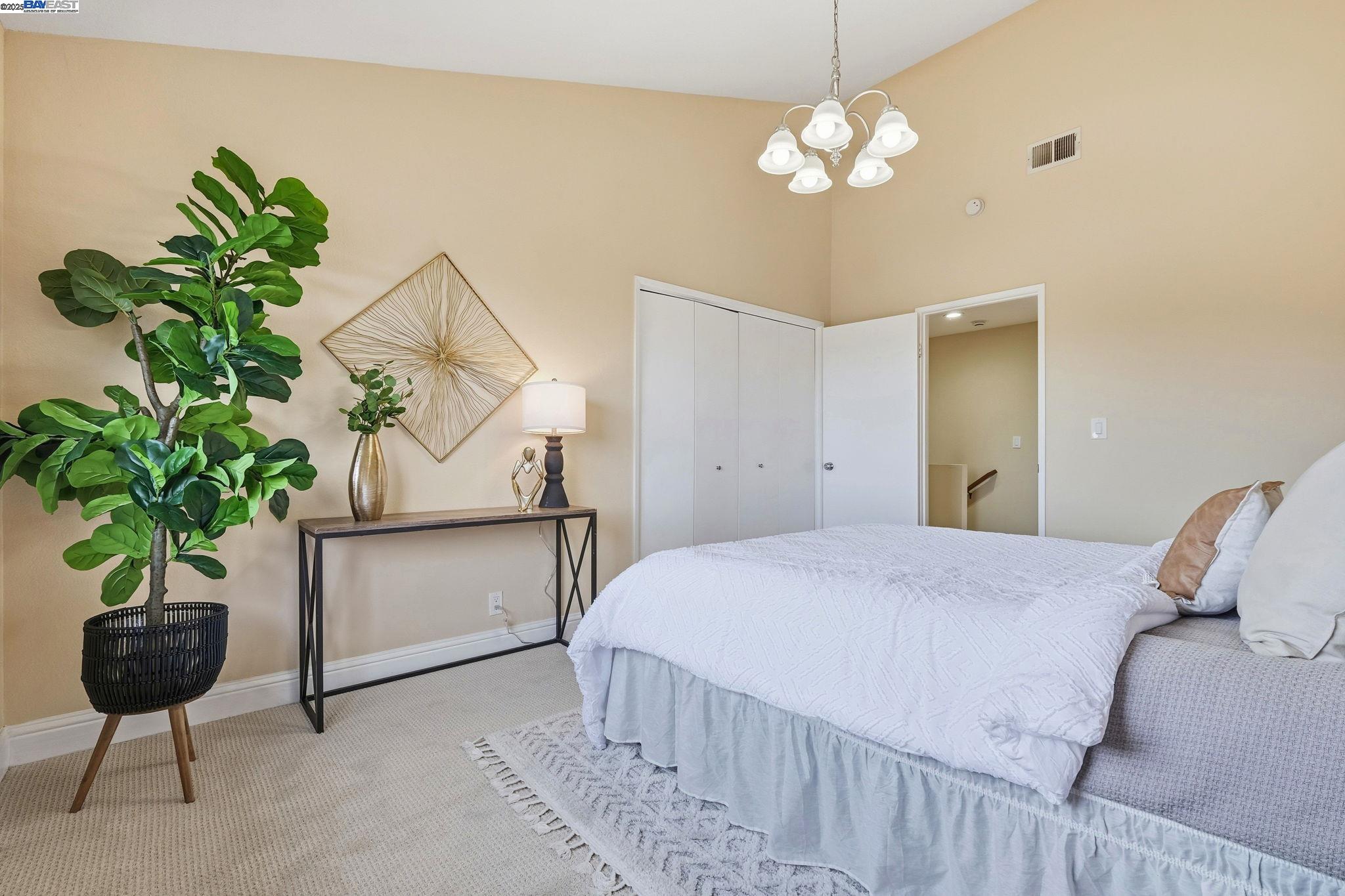 Detail Gallery Image 19 of 34 For 2907 Wilson Cmn, Fremont,  CA 94538 - 3 Beds | 2/1 Baths