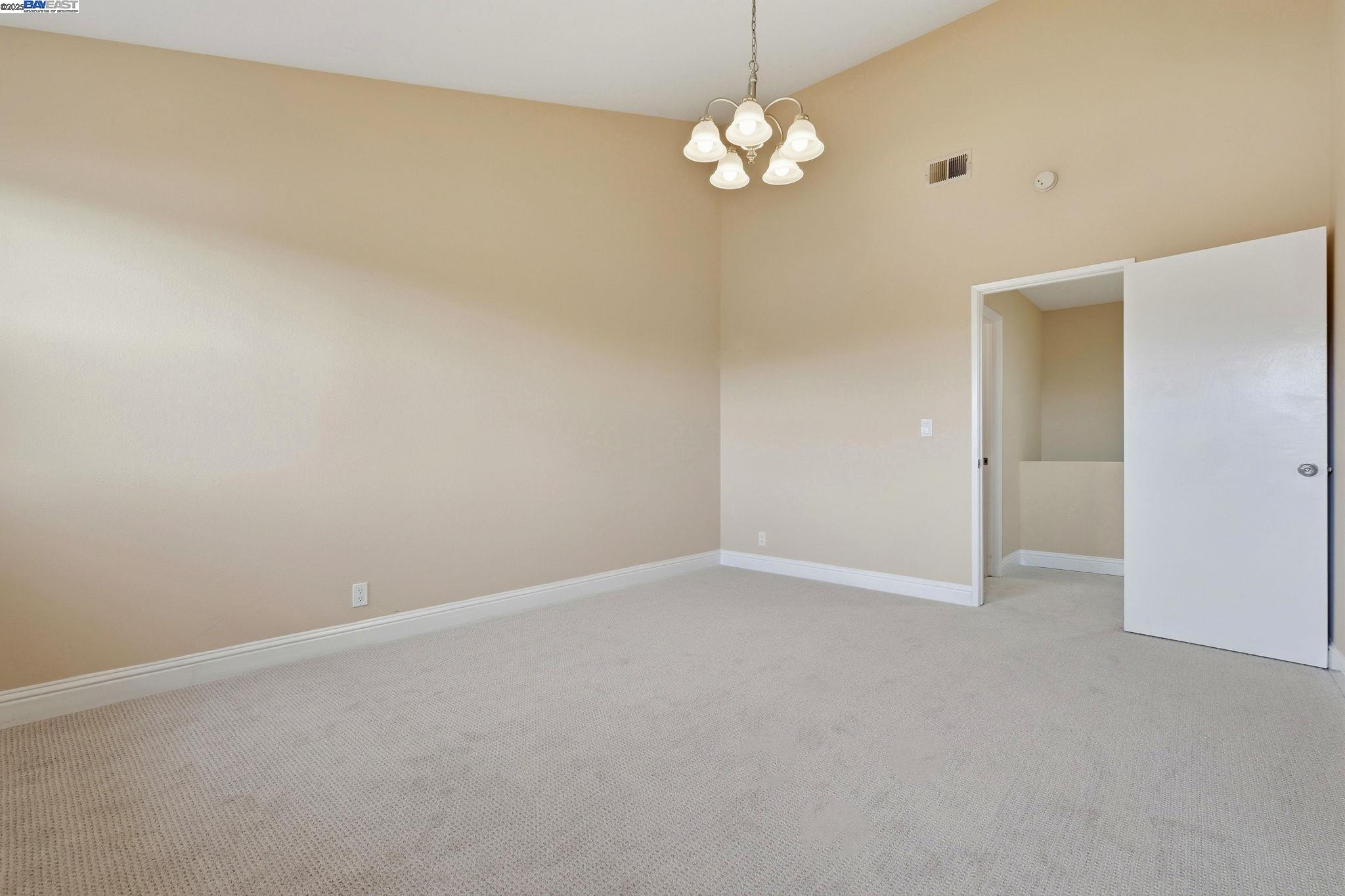 Detail Gallery Image 22 of 35 For 2907 Wilson Cmn, Fremont,  CA 94538 - 3 Beds | 2/1 Baths