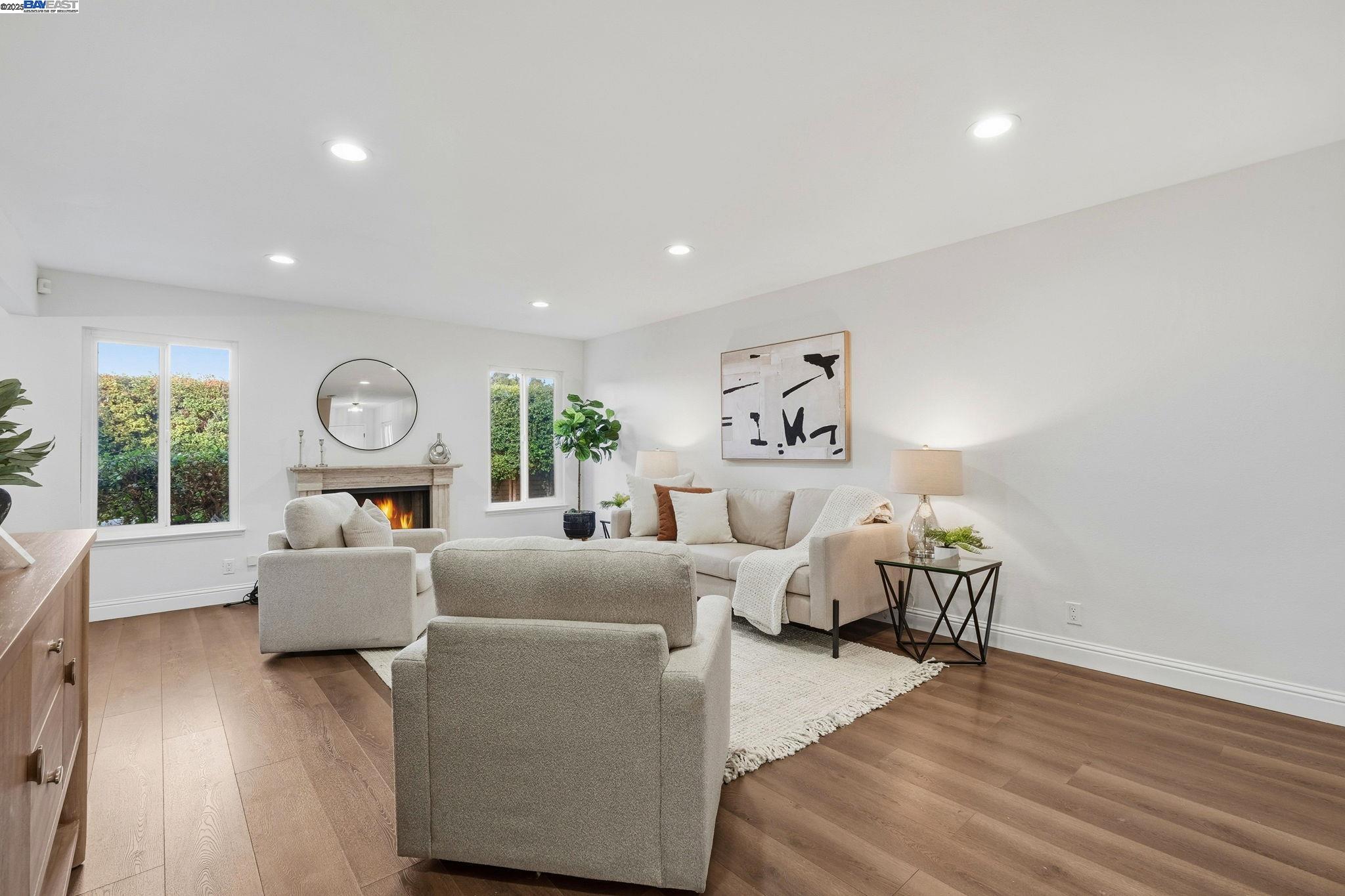 Detail Gallery Image 4 of 35 For 2907 Wilson Cmn, Fremont,  CA 94538 - 3 Beds | 2/1 Baths