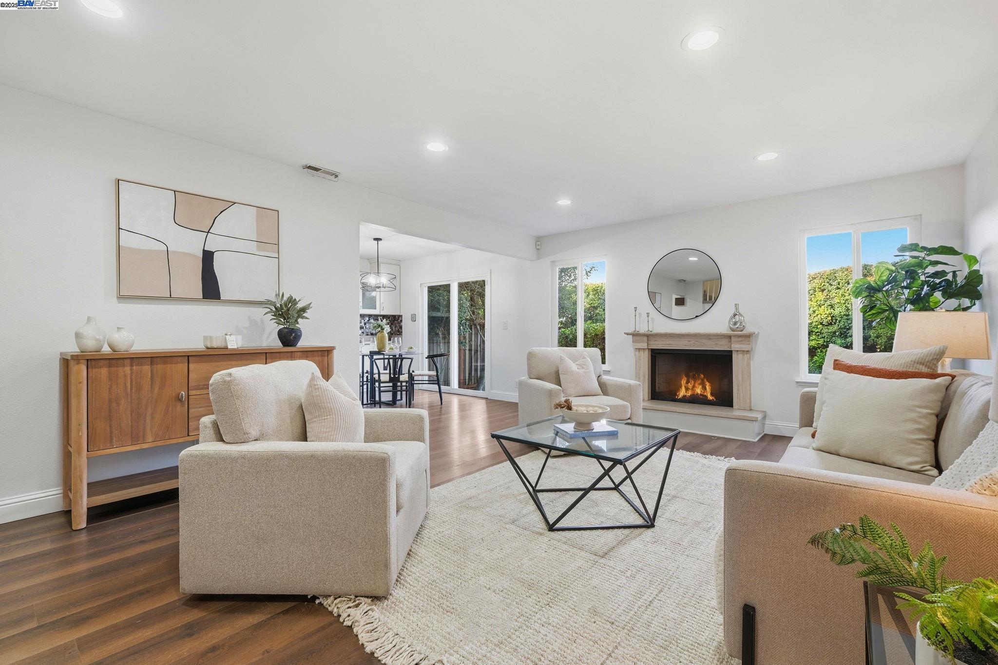 Detail Gallery Image 5 of 34 For 2907 Wilson Cmn, Fremont,  CA 94538 - 3 Beds | 2/1 Baths