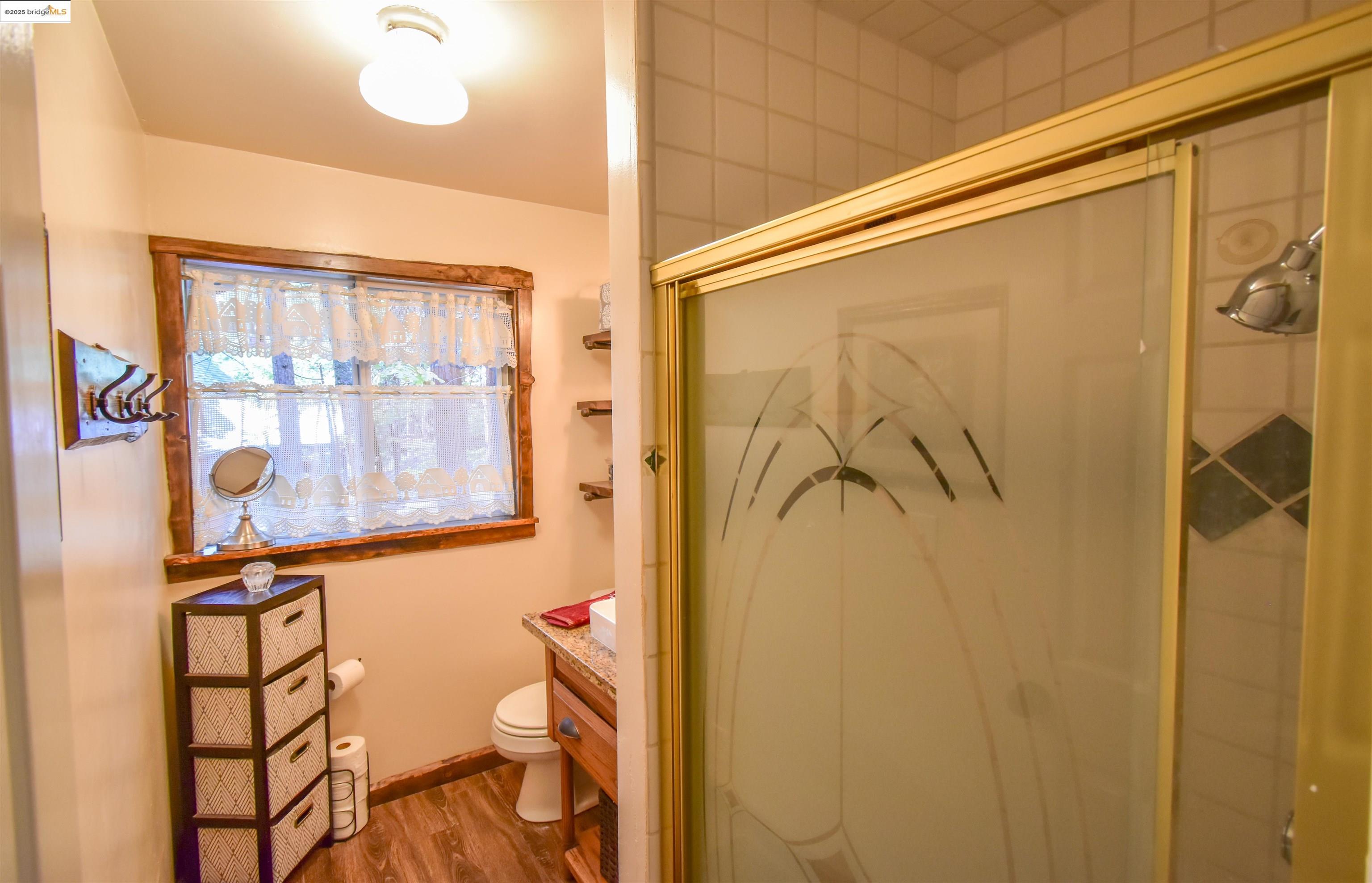 Detail Gallery Image 9 of 18 For 20705 Muheli Rd, Mi Wuk Village,  CA 95346 - 3 Beds | 2 Baths