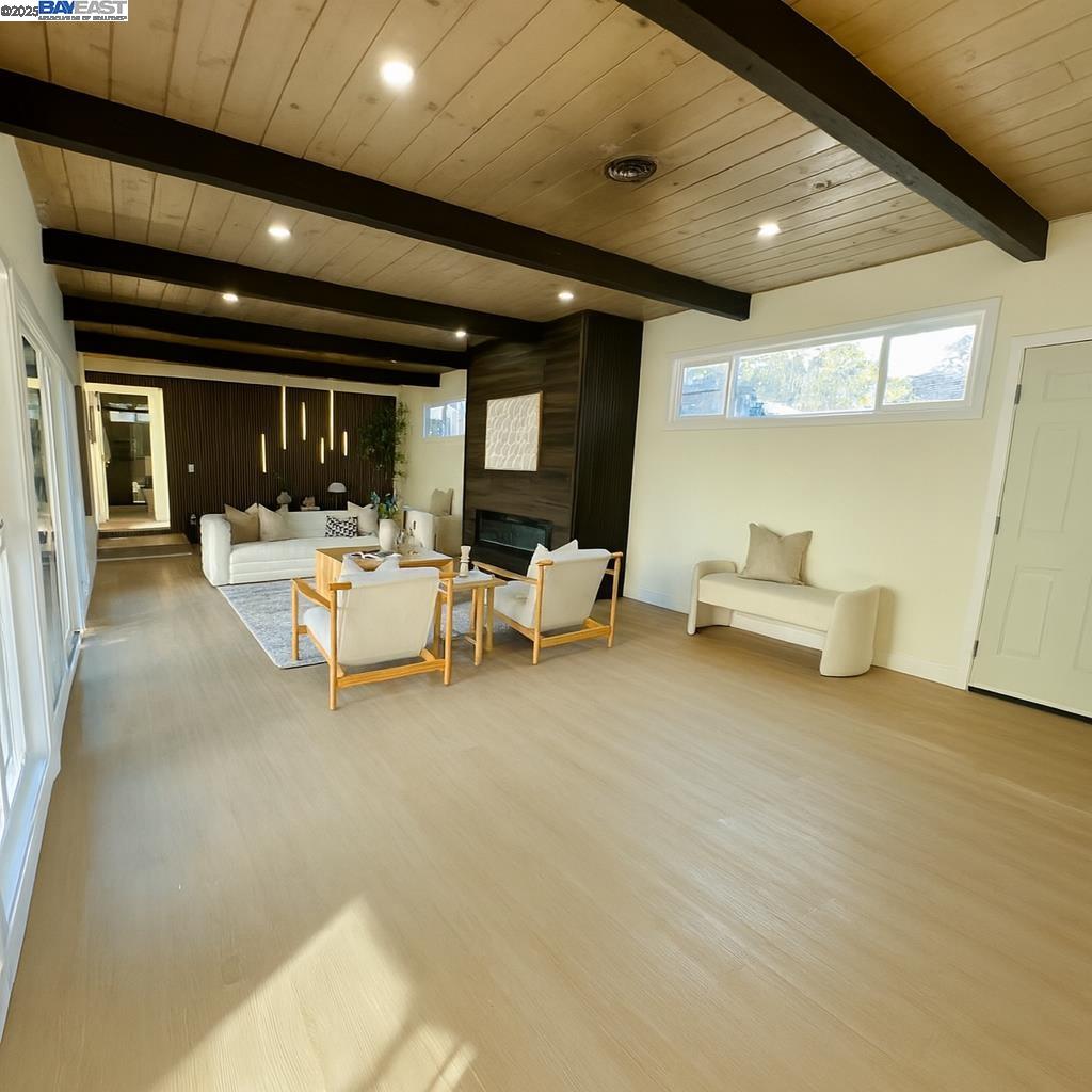 Detail Gallery Image 16 of 35 For 1607 Ward St, Hayward,  CA 94541 - 4 Beds | 3 Baths