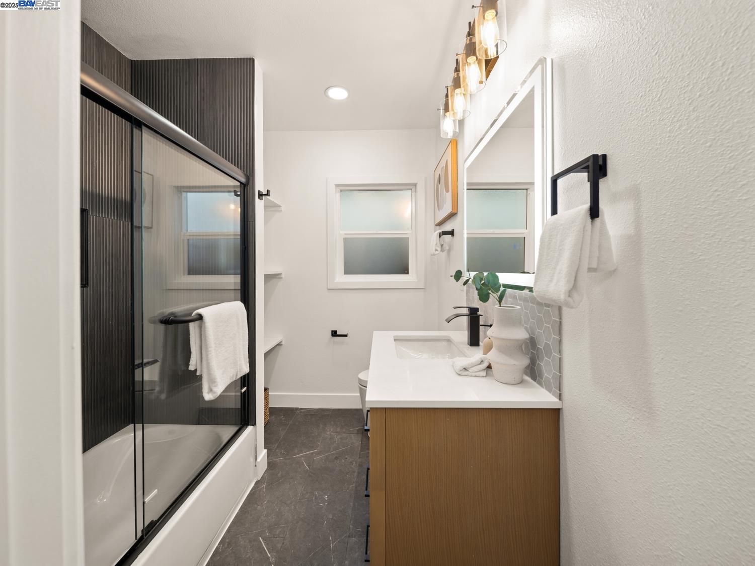 Detail Gallery Image 19 of 25 For 1607 Ward St, Hayward,  CA 94541 - 4 Beds | 3 Baths