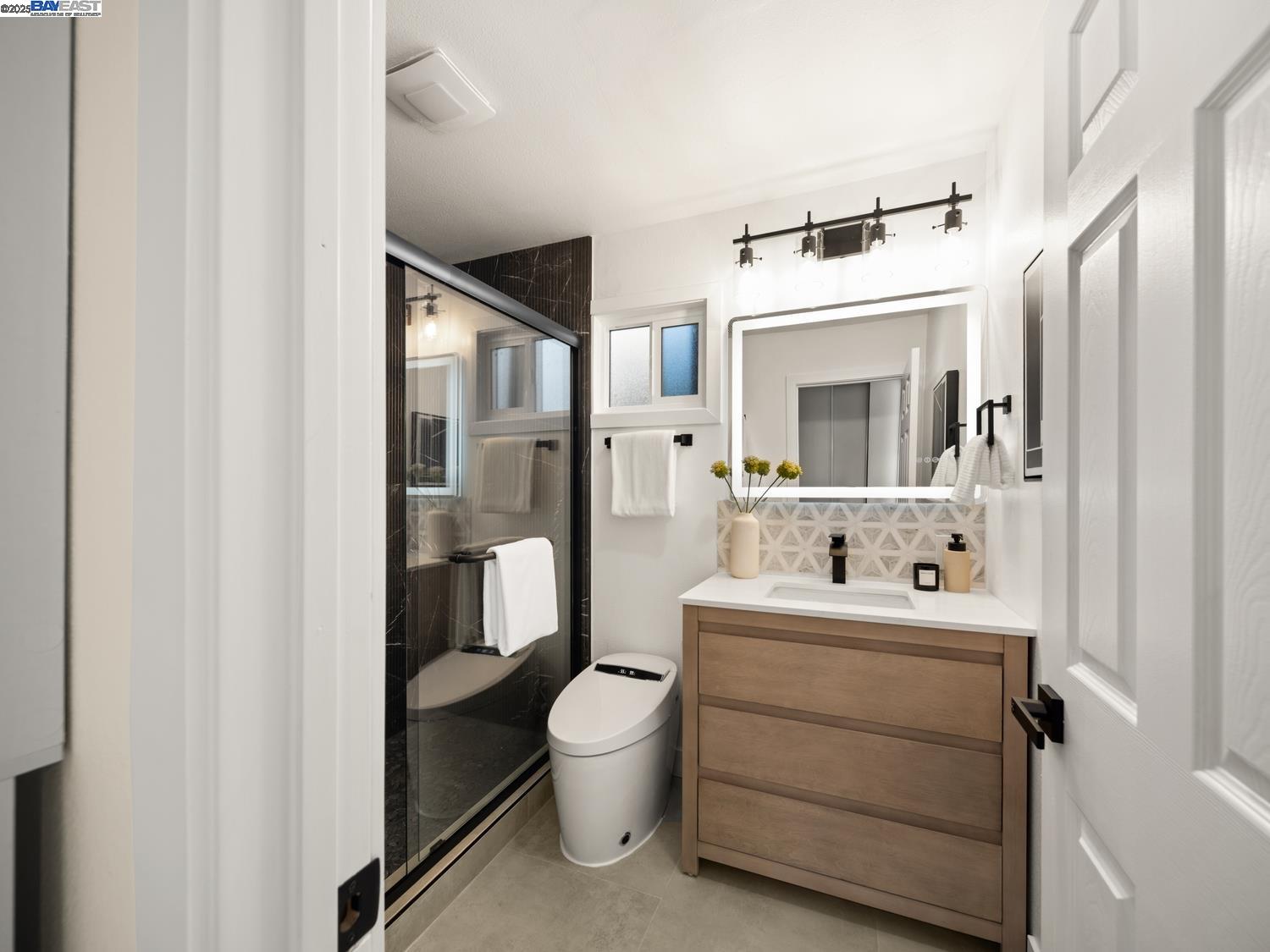 Detail Gallery Image 21 of 25 For 1607 Ward St, Hayward,  CA 94541 - 4 Beds | 3 Baths