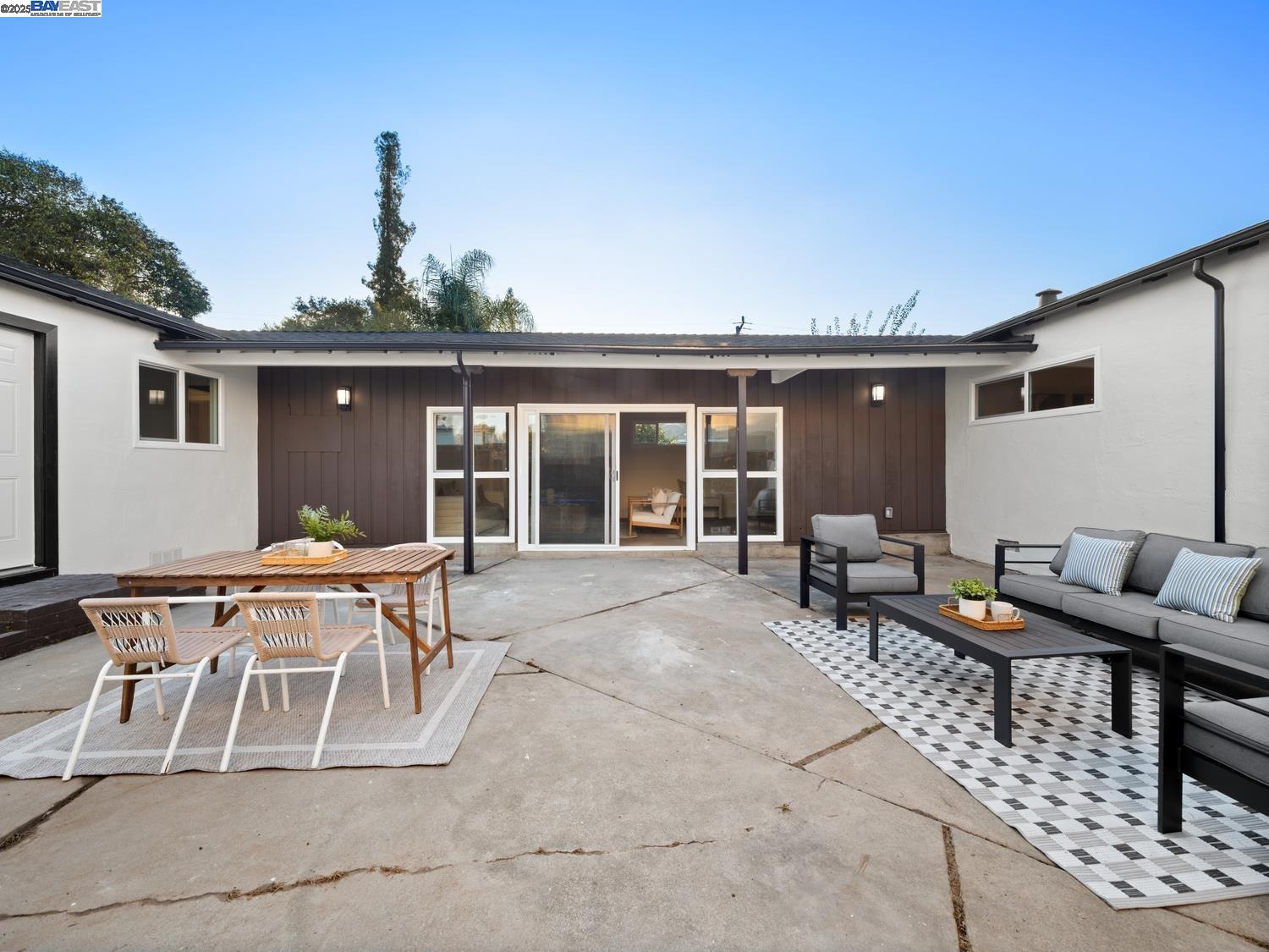 Detail Gallery Image 23 of 25 For 1607 Ward St, Hayward,  CA 94541 - 4 Beds | 3 Baths