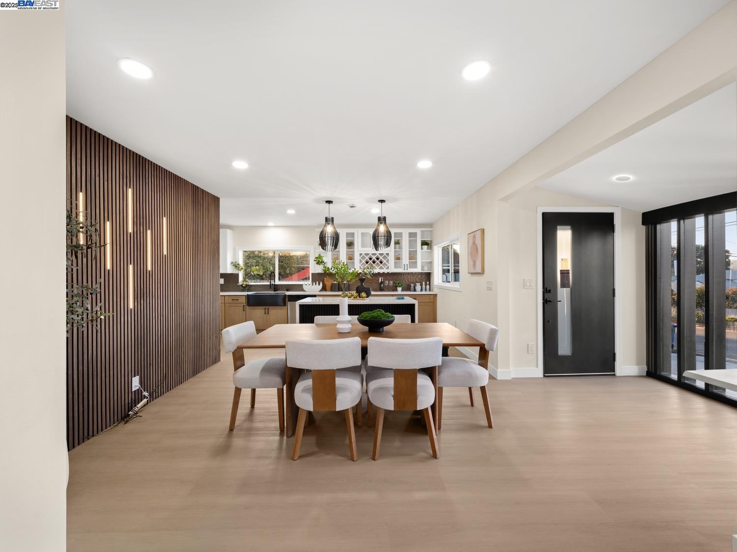 Detail Gallery Image 8 of 25 For 1607 Ward St, Hayward,  CA 94541 - 4 Beds | 3 Baths