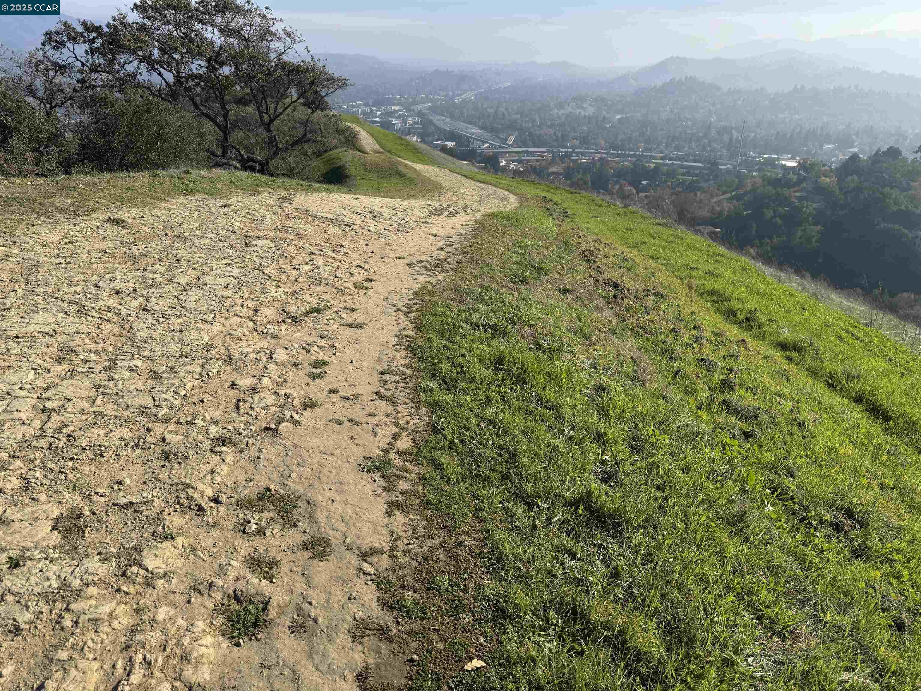 Detail Gallery Image 5 of 5 For 43 Cuesta Way, Walnut Creek,  CA 94597 - – Beds | – Baths