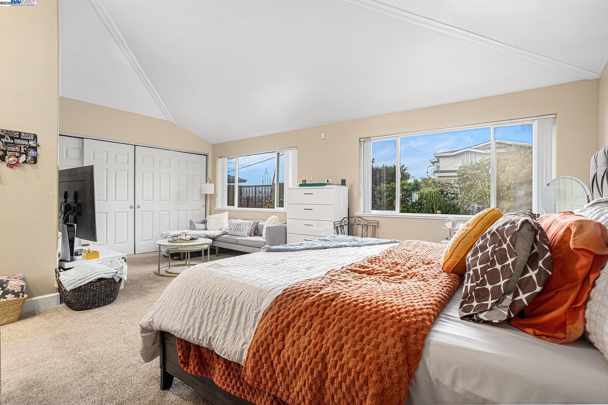 Detail Gallery Image 17 of 34 For 3393 Oakes Dr, Hayward,  CA 94542 - 3 Beds | 3/1 Baths