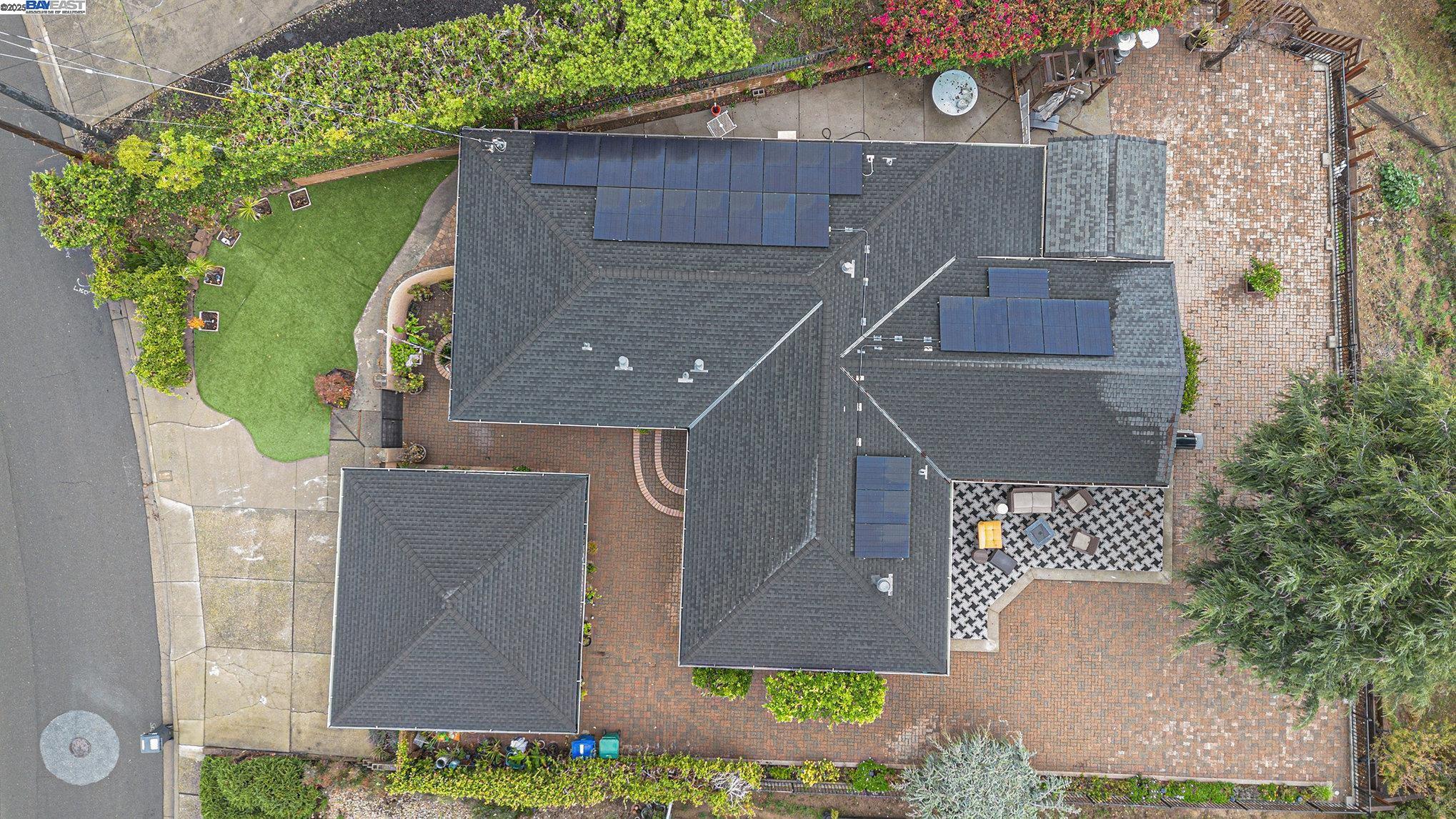 Detail Gallery Image 32 of 34 For 3393 Oakes Dr, Hayward,  CA 94542 - 3 Beds | 3/1 Baths