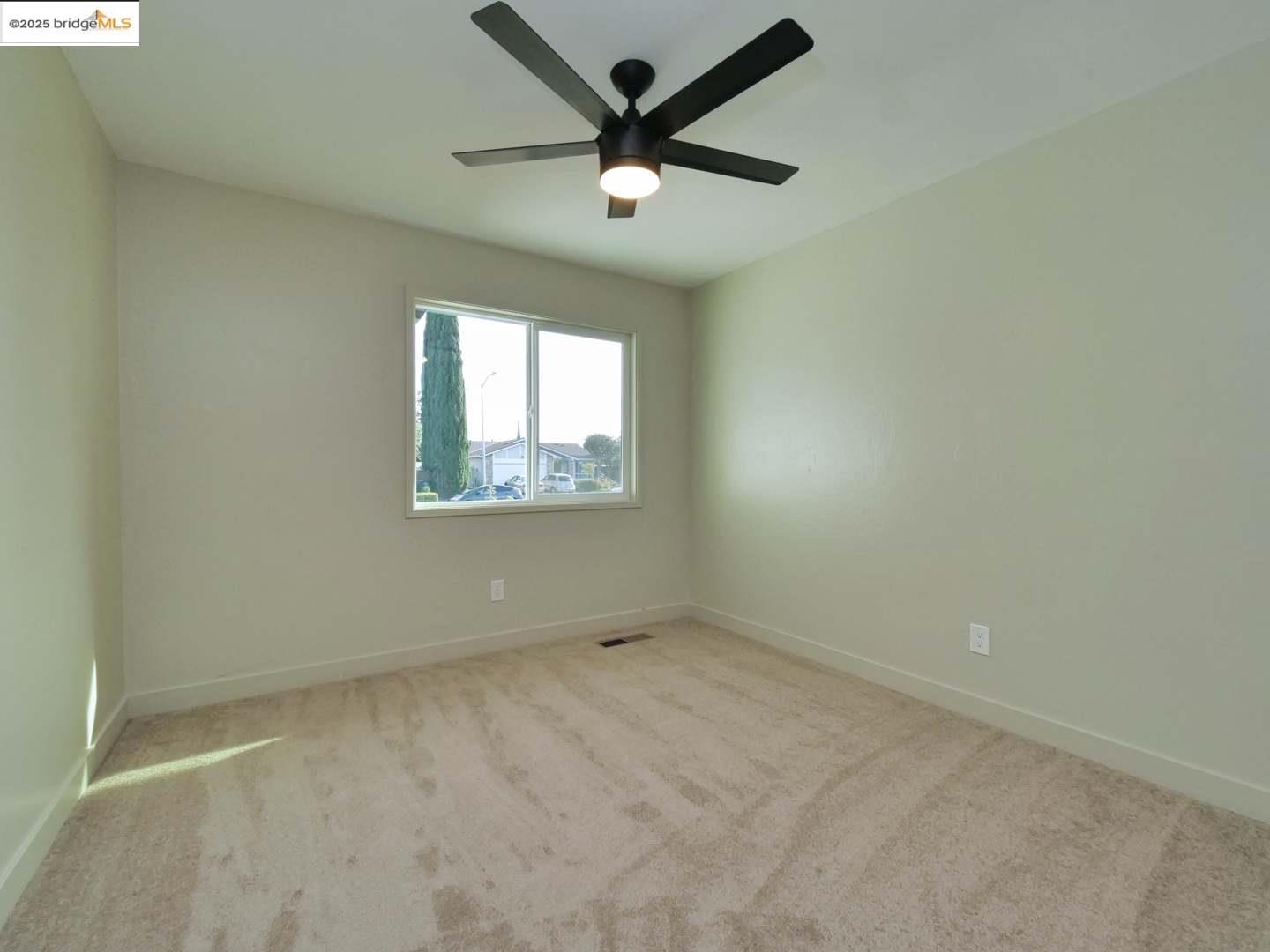 Detail Gallery Image 27 of 46 For 2112 Matthew Ct, Pittsburg,  CA 94565 - 4 Beds | 2 Baths