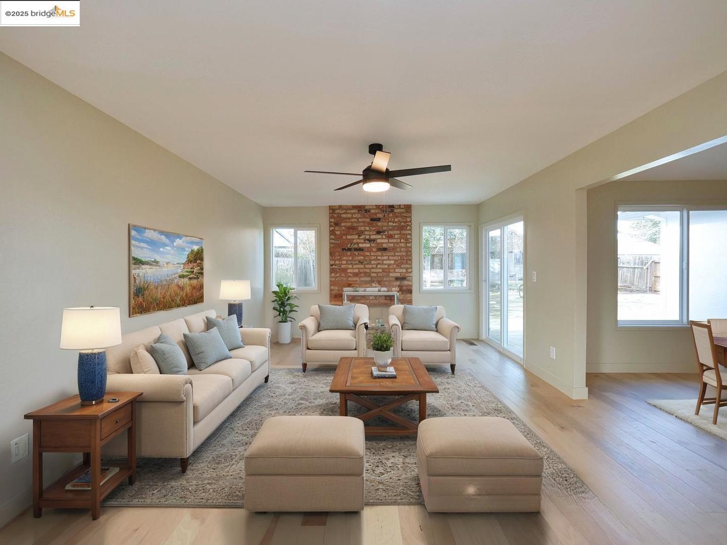 Detail Gallery Image 10 of 46 For 2112 Matthew Ct, Pittsburg,  CA 94565 - 4 Beds | 2 Baths