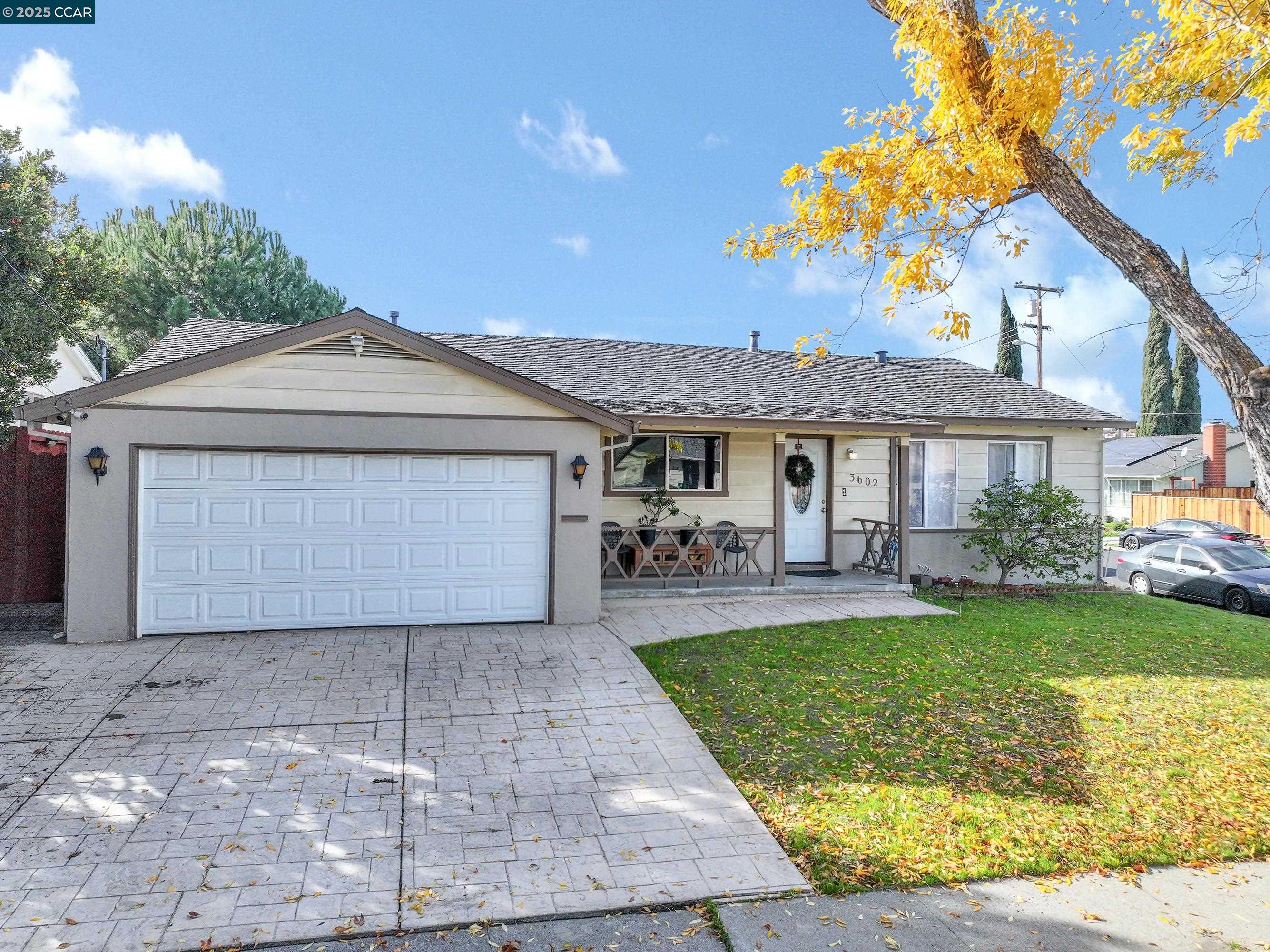 Detail Gallery Image 4 of 33 For 3602 Longview Rd, Antioch,  CA 94509 - 3 Beds | 2 Baths